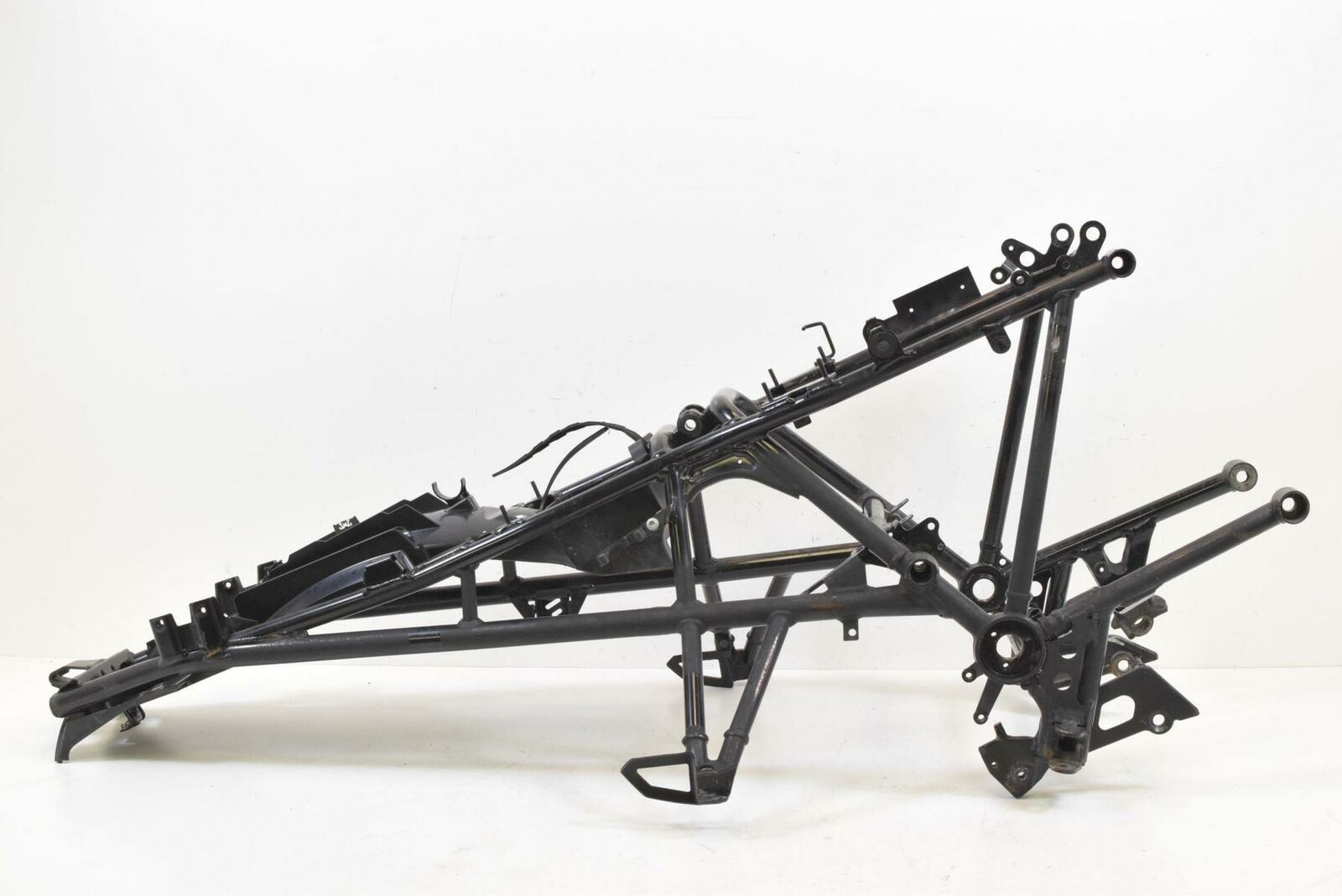 2009 BMW R1200 GS K255 Adv Rear Subframe Sub Frame Inner Fender 46517720207 {{ shop.shopifyCountryName }} - Mototech271