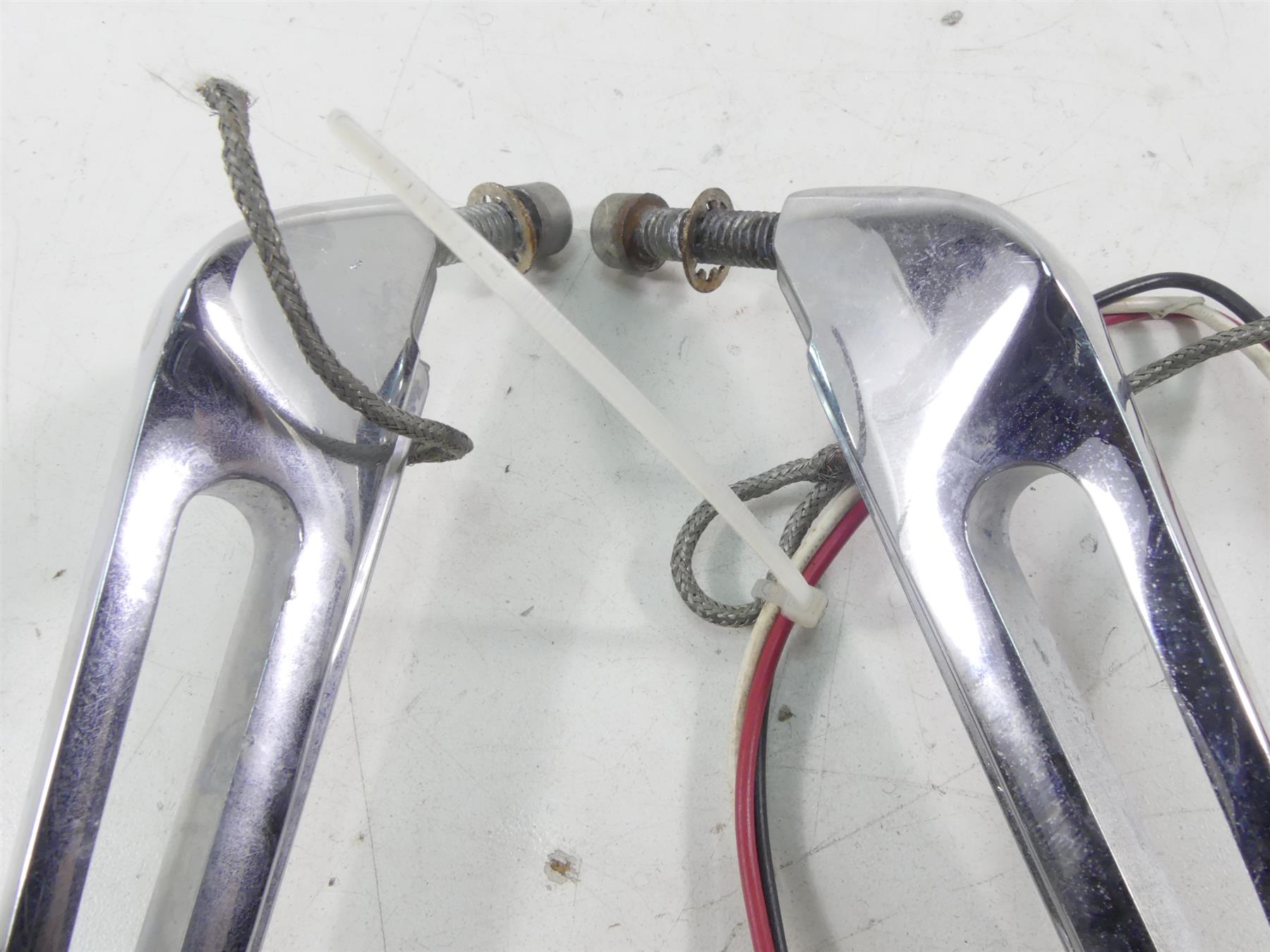 2005 Harley FXDWGI Dyna Wide Glide Kuryakyn Mirror Blinker Set - Read 77-1431 {{ shop.shopifyCountryName }} - Mototech271