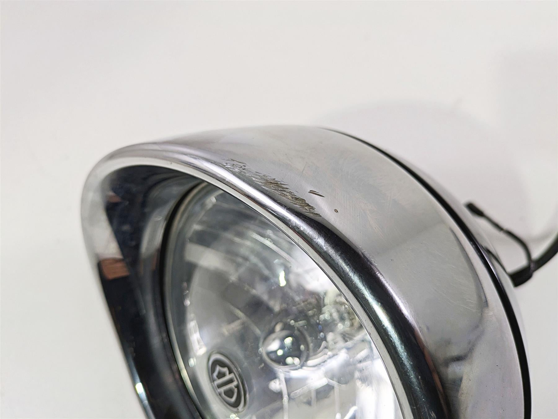 2014 Harley FLS Softail Slim 7" Headlight Head Light & Bracket - Read 68342-05A {{ shop.shopifyCountryName }} - Mototech271