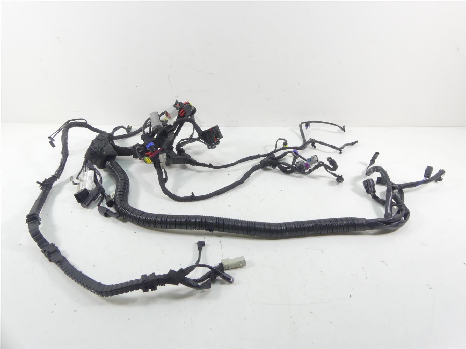 2014 Harley FXDL Dyna Low Rider Main Wiring Harness Loom Non-Abs 69200455 {{ shop.shopifyCountryName }} - Mototech271