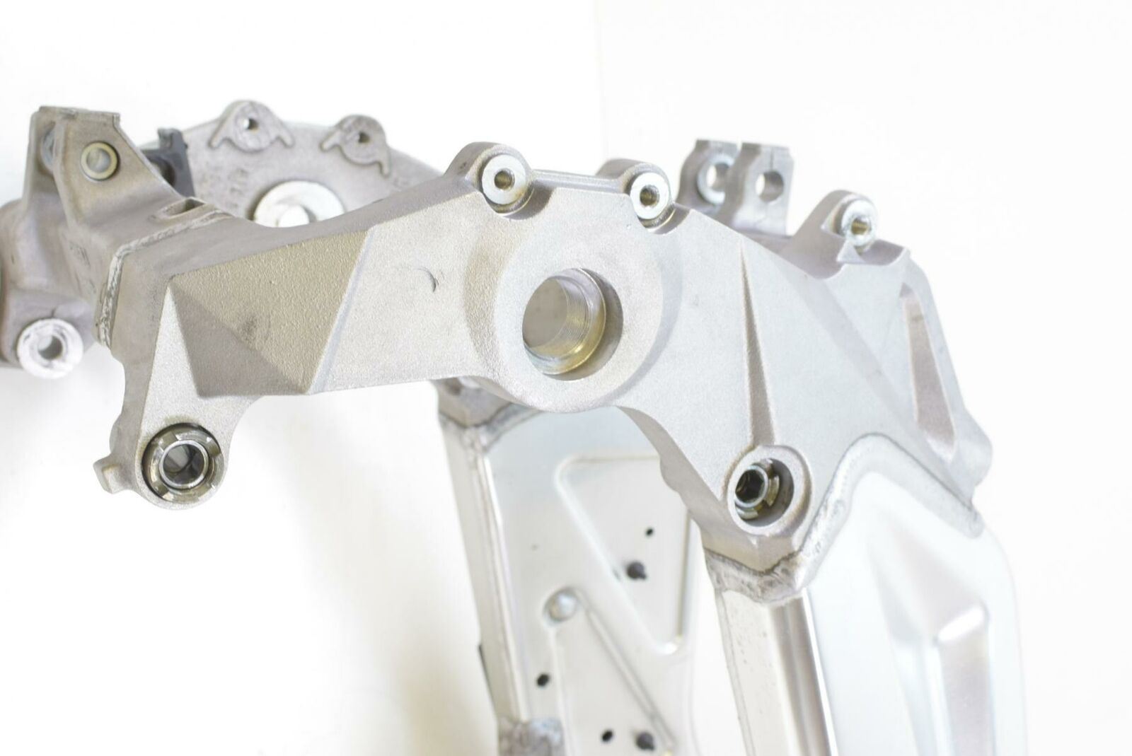 2008 Aprilia RSV2 RSV1000 R Straight Main Frame Chassis Cln Ez Registr AP8146974 {{ shop.shopifyCountryName }} - Mototech271