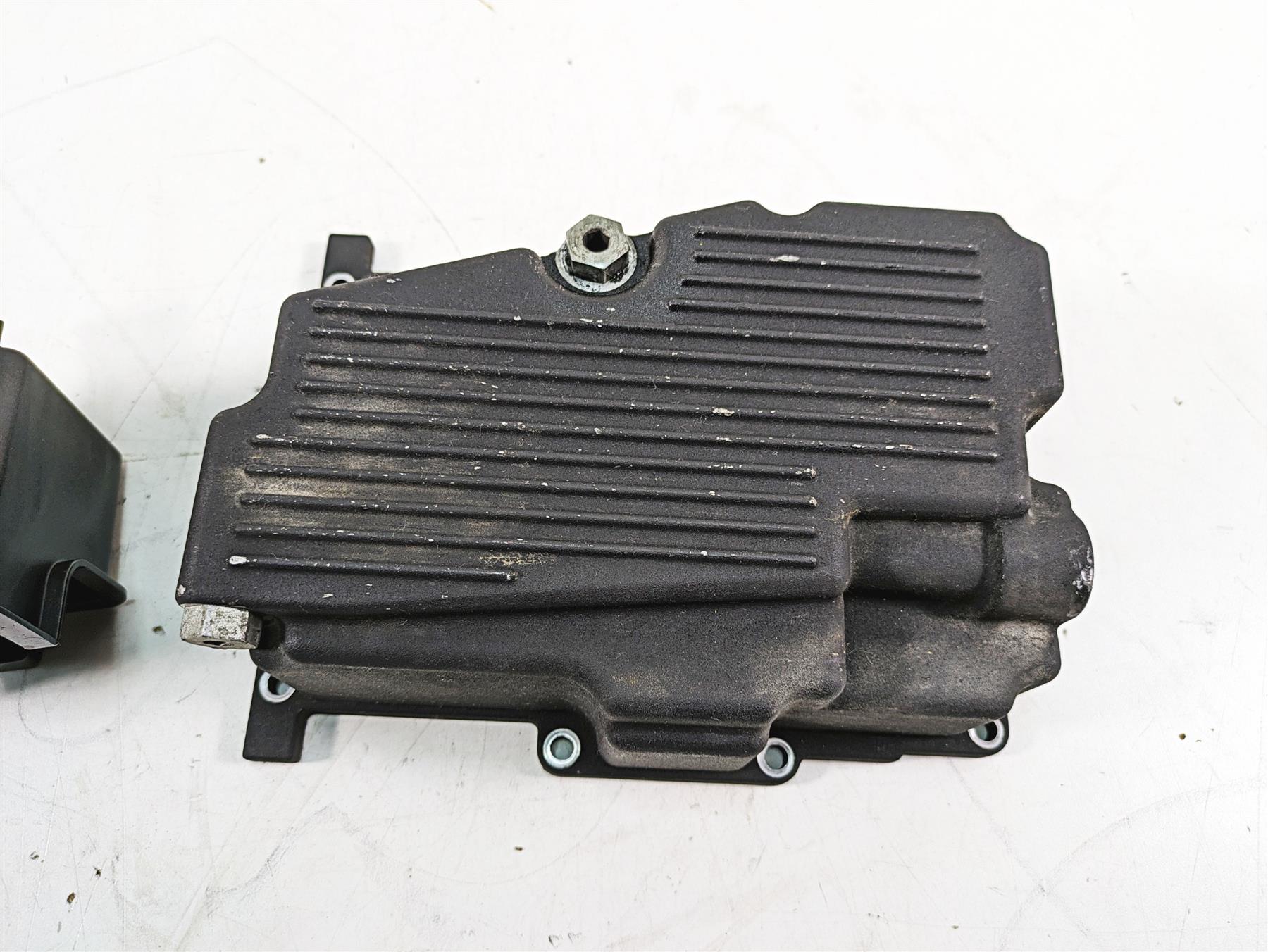 2015 Harley FXDL Dyna Low Rider Transmission Oil Pan Bottom Baffle Tray 26071-02 {{ shop.shopifyCountryName }} - Mototech271