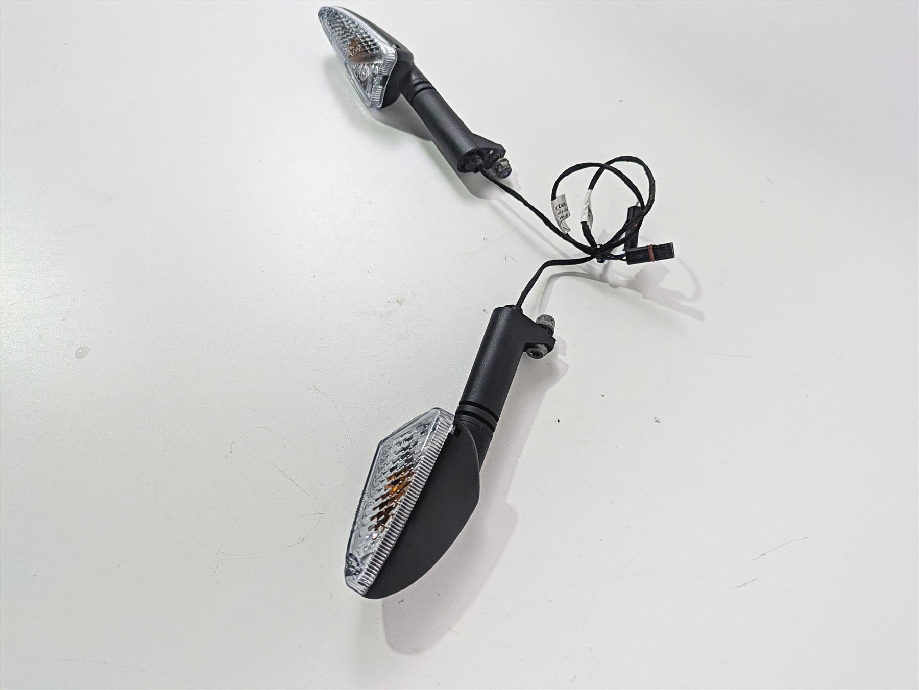 2022 BMW RnineT Pure K22 Rear Turn Singal Blinker Set 63138557204 {{ shop.shopifyCountryName }} - Mototech271
