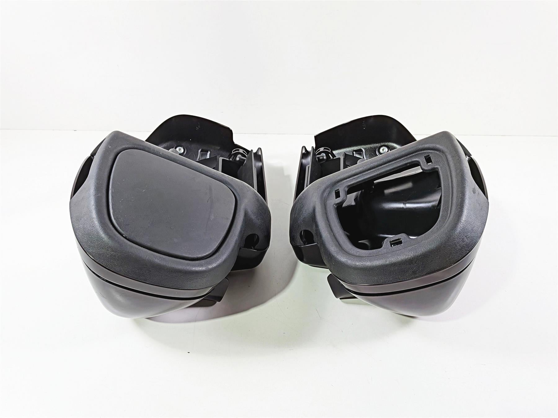 2014 Harley Touring FLHTK Electra Glide Lower Leg Fairing Cover Set 57100112-Mototech271