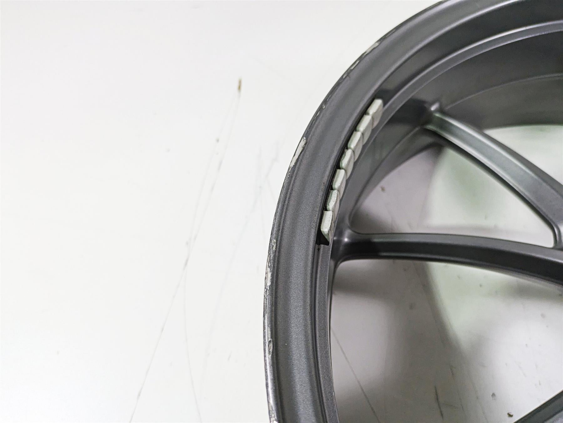 2016 BMW R1200GS GSW K50 Rear Wheel Rim 17x4.5 -Scratches 36318534190 {{ shop.shopifyCountryName }} - Mototech271
