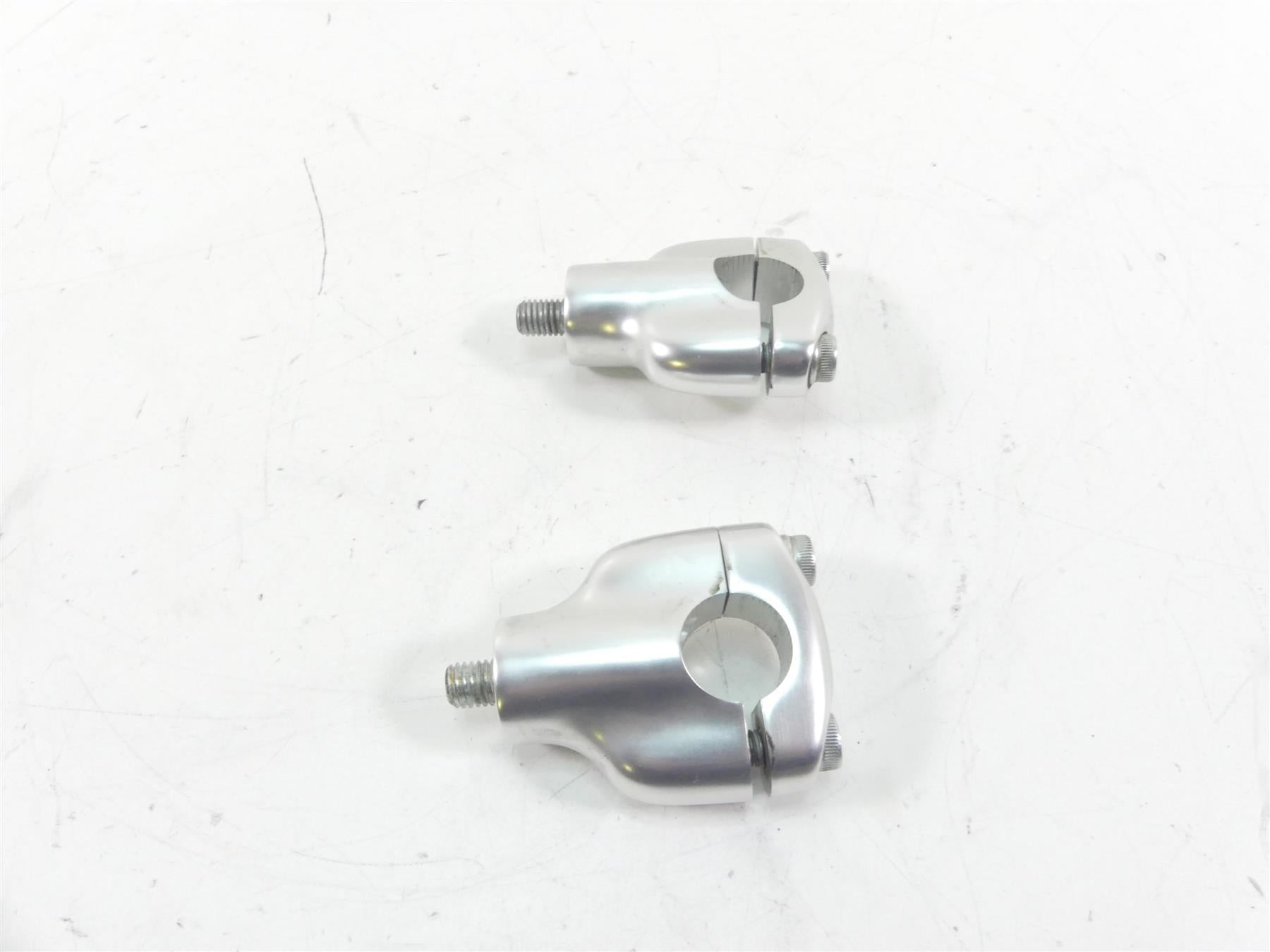 2007 Ducati Sport Classic GT1000 Handlebar Holder Riser Set 36010831A {{ shop.shopifyCountryName }} - Mototech271