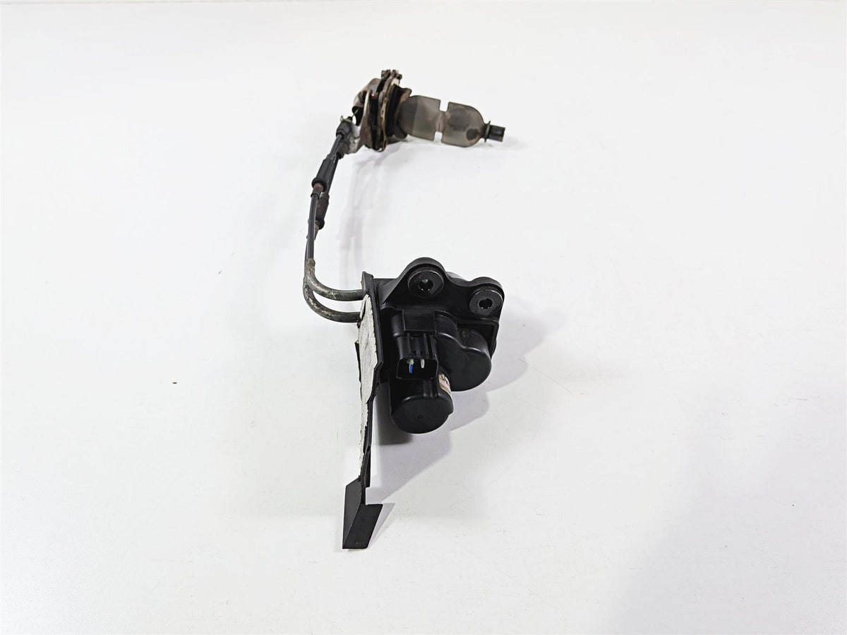 2008 Yamaha YZF R1 RN19 Exhaust Valve & Servo Actuator Motor 5VY-85820-10-00 {{ shop.shopifyCountryName }} - Mototech271