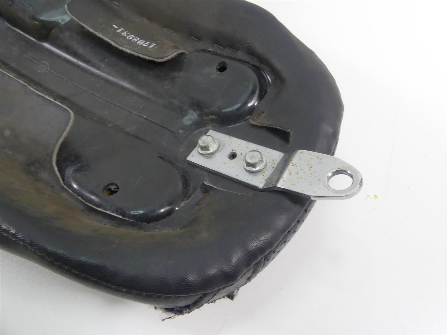 2016 Harley FXDL Dyna Low Rider Dual Driver Rider Seat Saddle - Read 52000136 {{ shop.shopifyCountryName }} - Mototech271