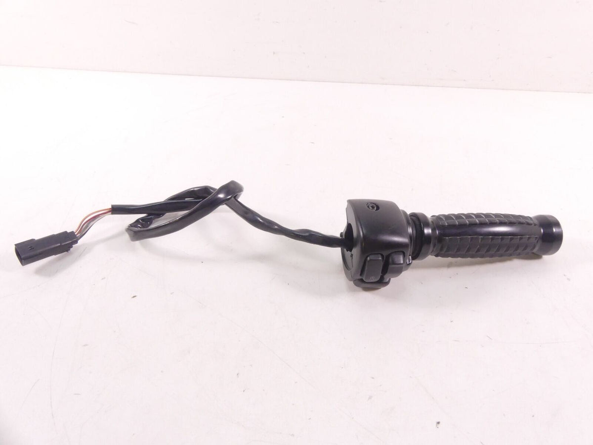 2009 Harley XR1200 X Sportster Right Control Switch Start Kill Throttle 71684-06 {{ shop.shopifyCountryName }} - Mototech271
