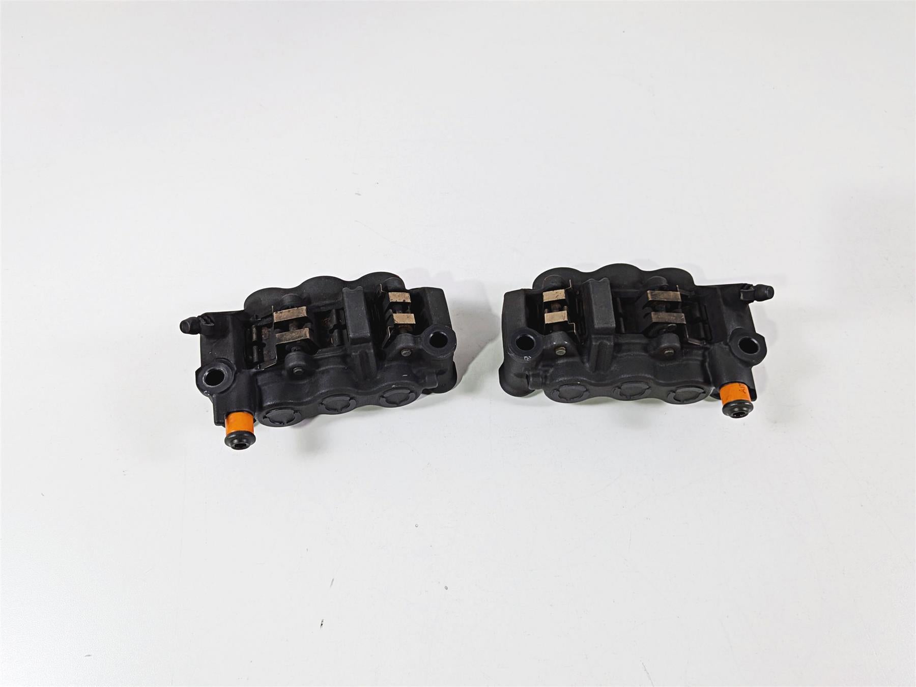 2008 Yamaha YZF R1 RN19 Front Brake Caliper Set 6 Piston 4C8-2580T-01-00 {{ shop.shopifyCountryName }} - Mototech271