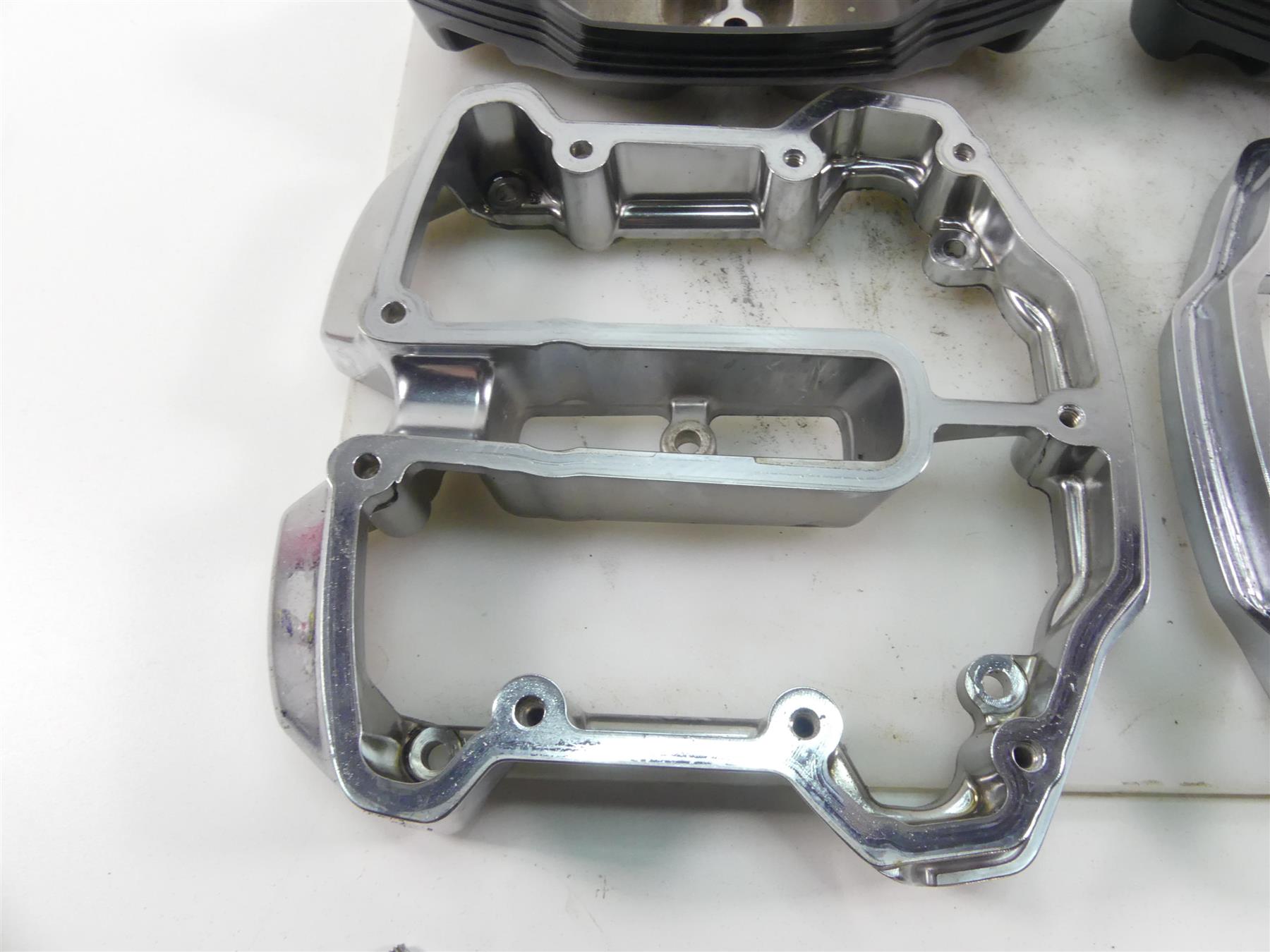 2018 Harley FXBRS Softail Breakout Valve Cover Rocker Box Set 25700371 {{ shop.shopifyCountryName }} - Mototech271