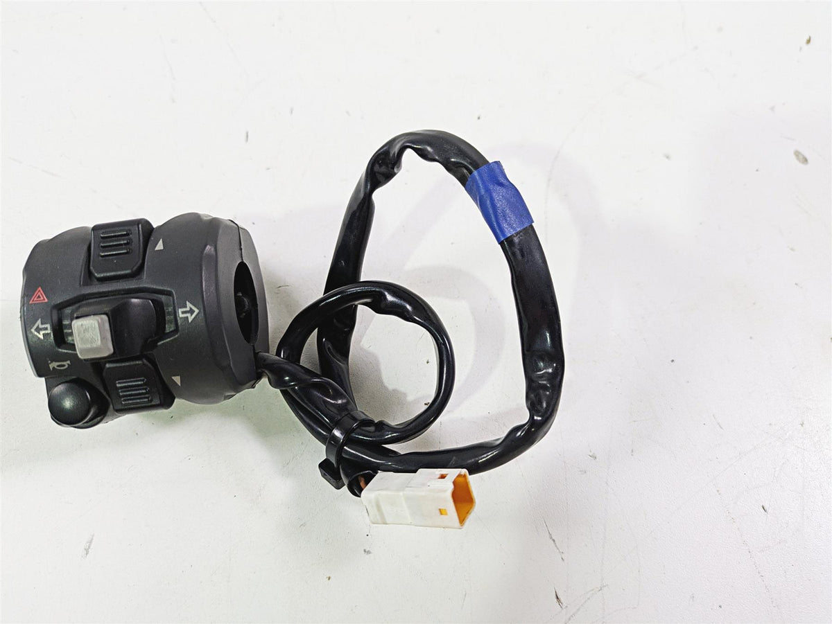 2016 Ducati Monster 1200 S Left Hand Control Switch Horn Blinker 65110141A {{ shop.shopifyCountryName }} - Mototech271