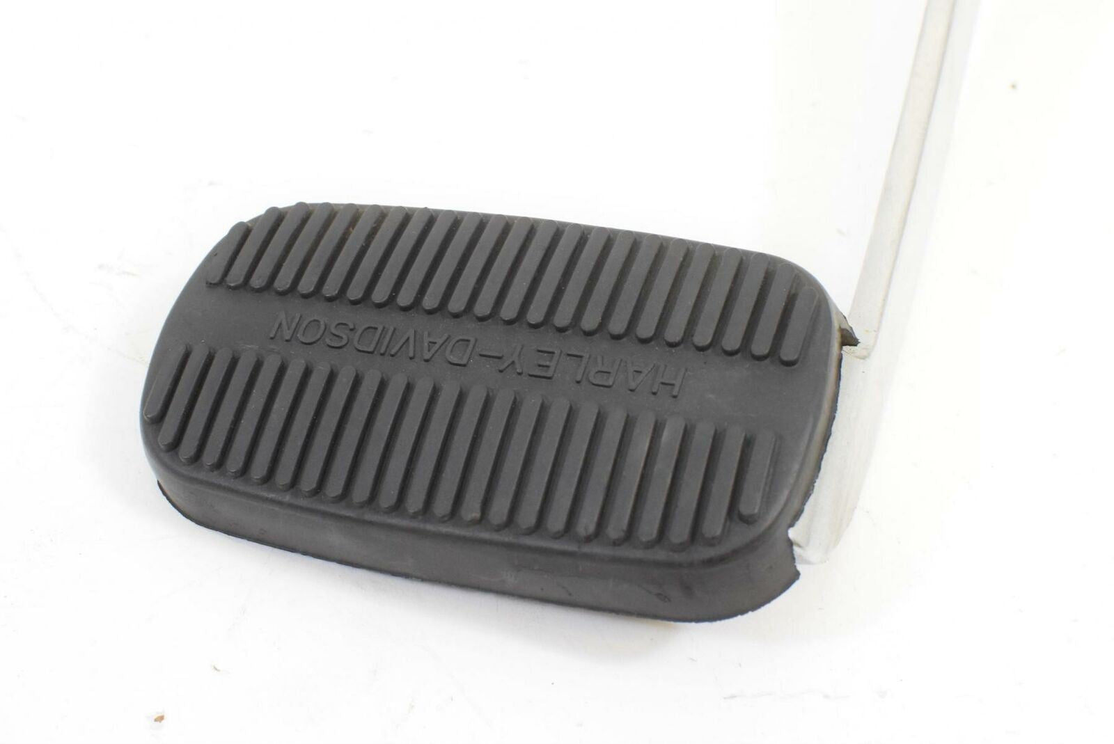 2005 Harley Touring FLHTCUI Electra Glide Rear Brake Pedal Peg 42407-02 {{ shop.shopifyCountryName }} - Mototech271