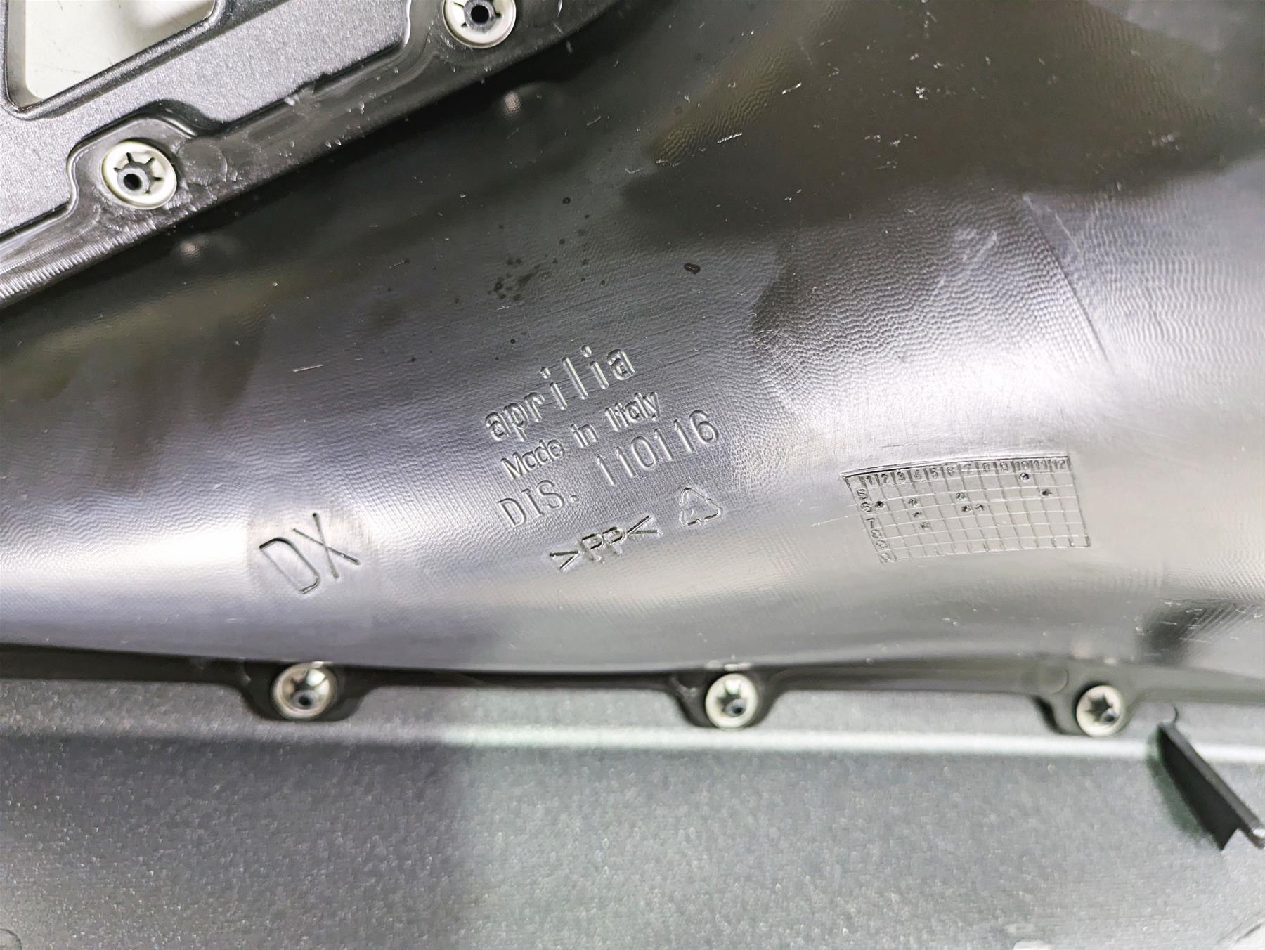 2008 Aprilia RSVR 1000 Factory Left Upper Main Fairing Cover Cowl AP8178173 {{ shop.shopifyCountryName }} - Mototech271