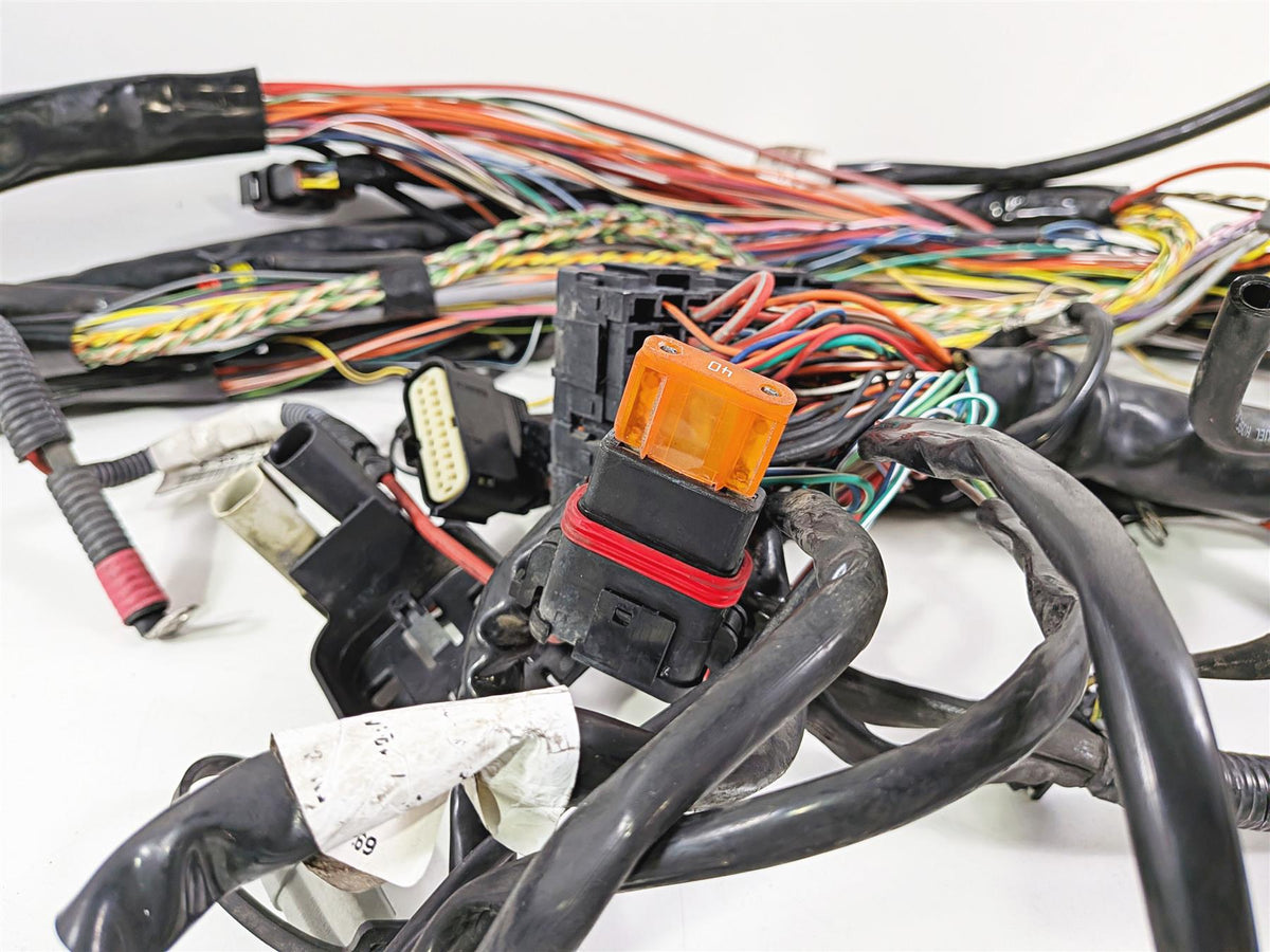 2011 Harley Touring FLHTCU CVO Electra Glide Main Wiring Harness Loom 69200055-Mototech271