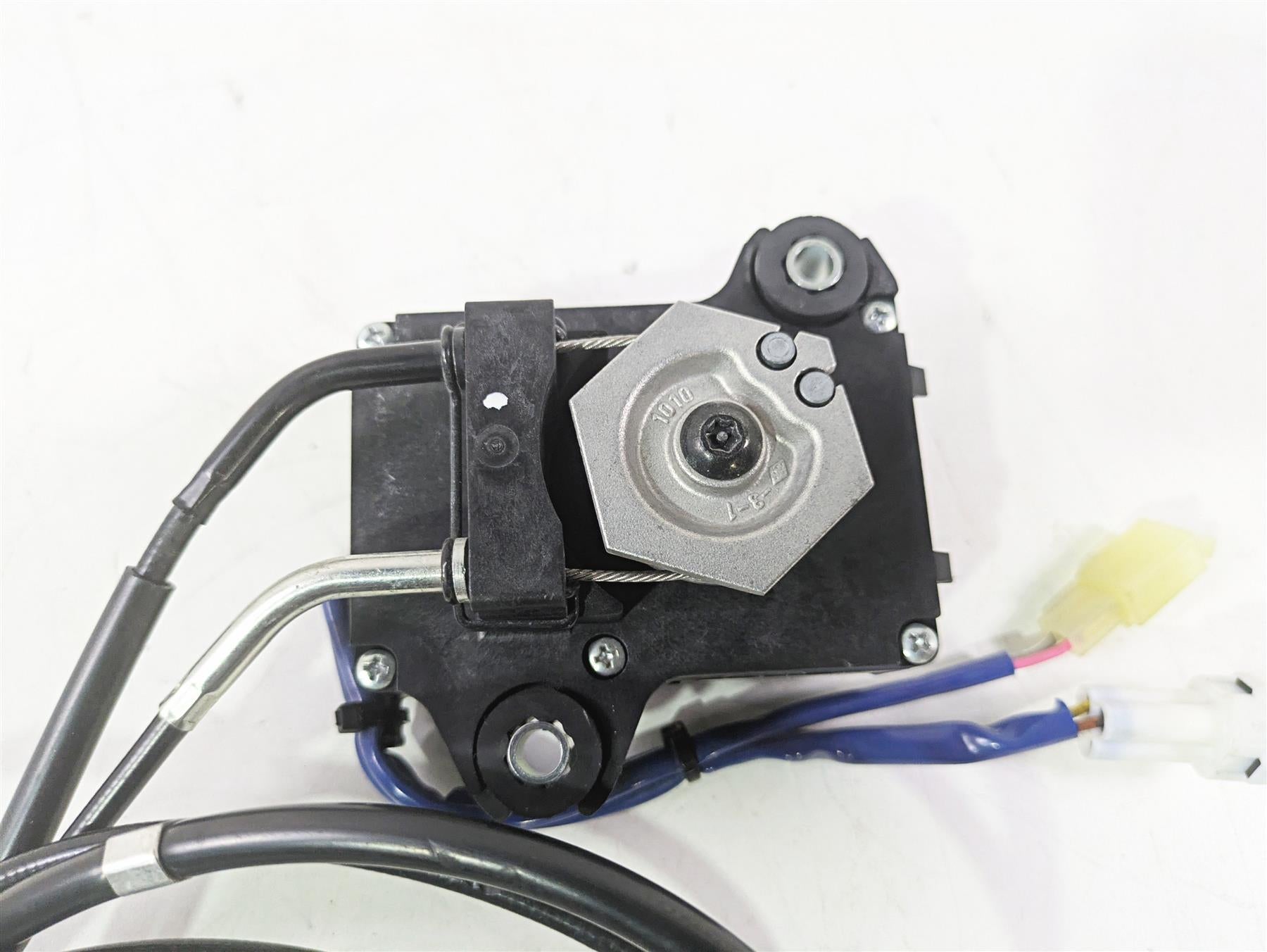 2020 Kawasaki ZX6R ZX636 Ninja Denso Exhaust Servo Motor Actuator 21174-0009 {{ shop.shopifyCountryName }} - Mototech271