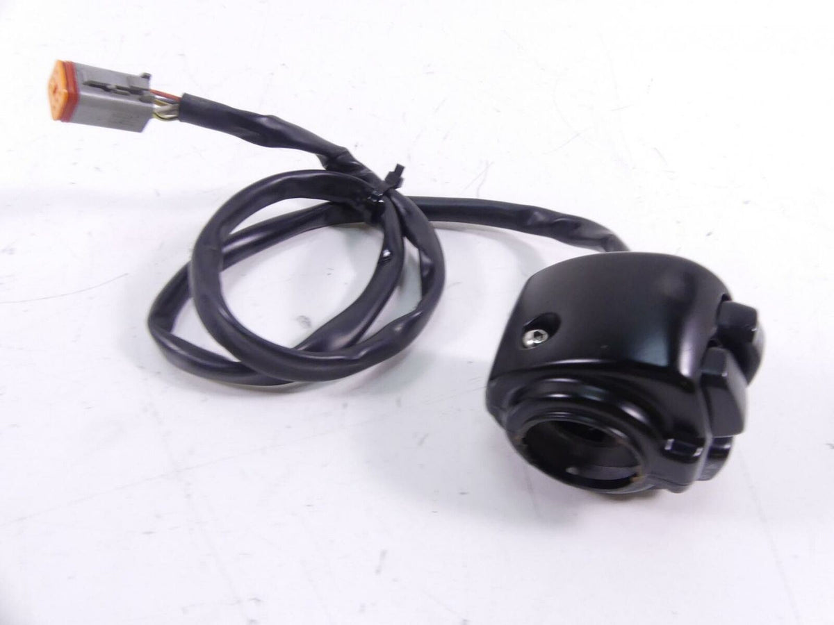 2001 Harley Softail FLSTC Heritage Left Hand Light Control Switch 71682-06A {{ shop.shopifyCountryName }} - Mototech271