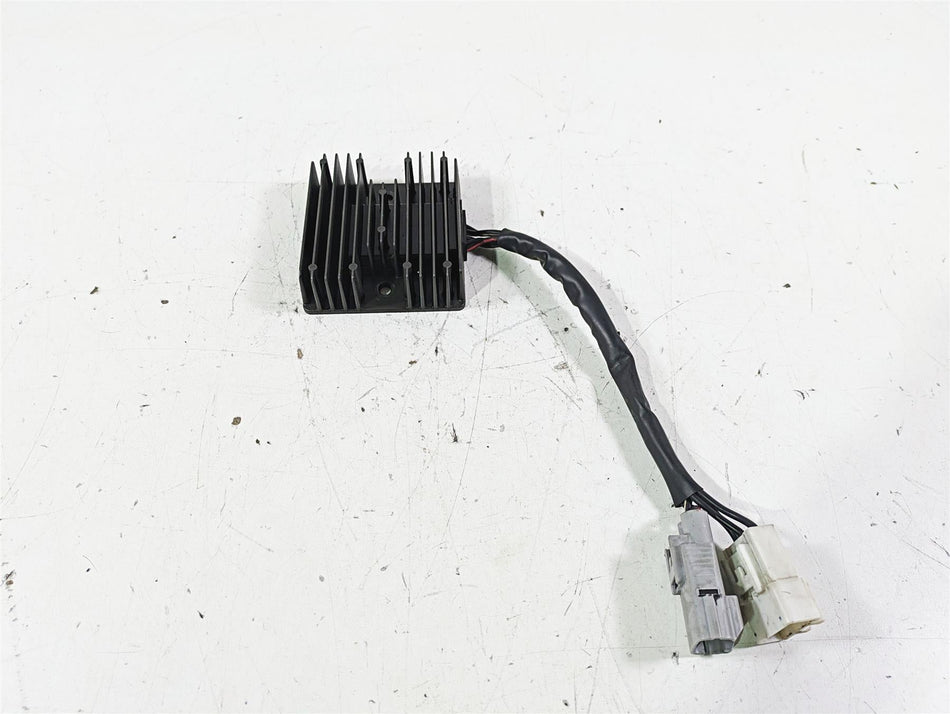 2018 Suzuki GSX1300 R Hayabusa Rectifier Voltage Regulator SH820AE 32800-10G40 {{ shop.shopifyCountryName }} - Mototech271