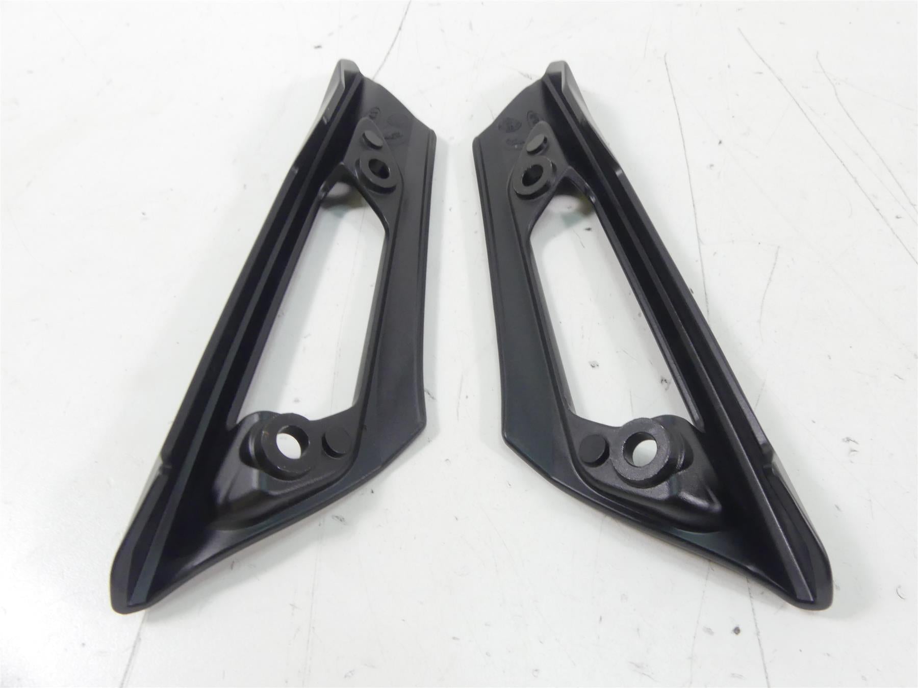 2019 Indian Motorcycle Co. FTR1200 Rear Passenger Grab Holder Handles 5142162 {{ shop.shopifyCountryName }} - Mototech271