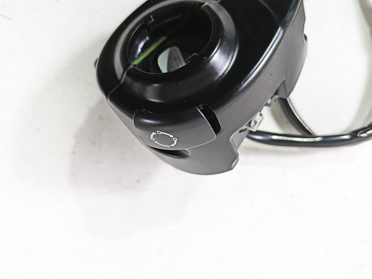 2017 Harley Touring FLTRXS Road Glide Left Hand Control Switch 71500128B {{ shop.shopifyCountryName }} - Mototech271