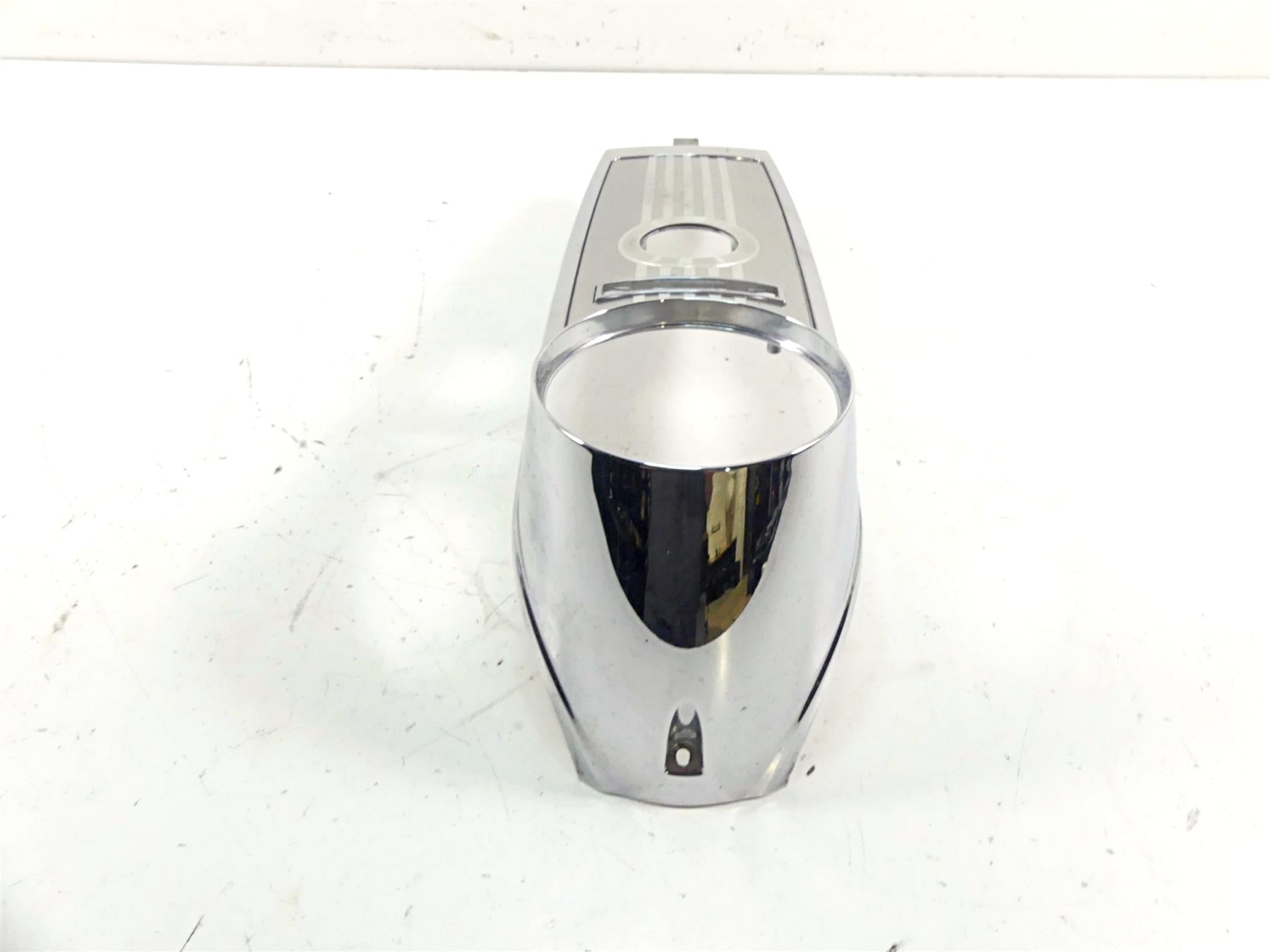 2010 Harley Touring FLHRC Road King Fuel Tank Cover Console Dash 60960-08 {{ shop.shopifyCountryName }} - Mototech271