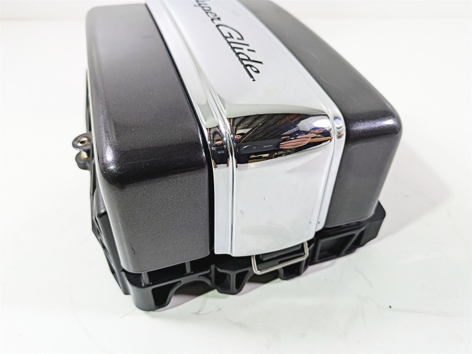 2011 Harley FXDC Dyna Super Glide Right Battery Tray Stay & Cover 70379-06A {{ shop.shopifyCountryName }} - Mototech271