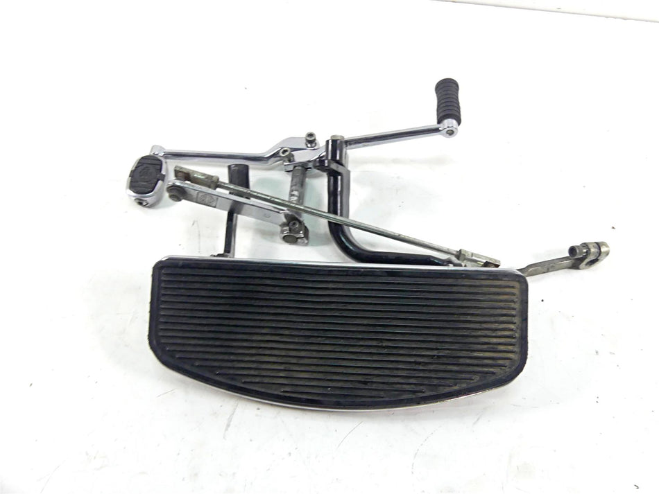 2007 Harley Touring FLHRC Road King Left Front Floorboard Shifter Set 50621-06A {{ shop.shopifyCountryName }} - Mototech271
