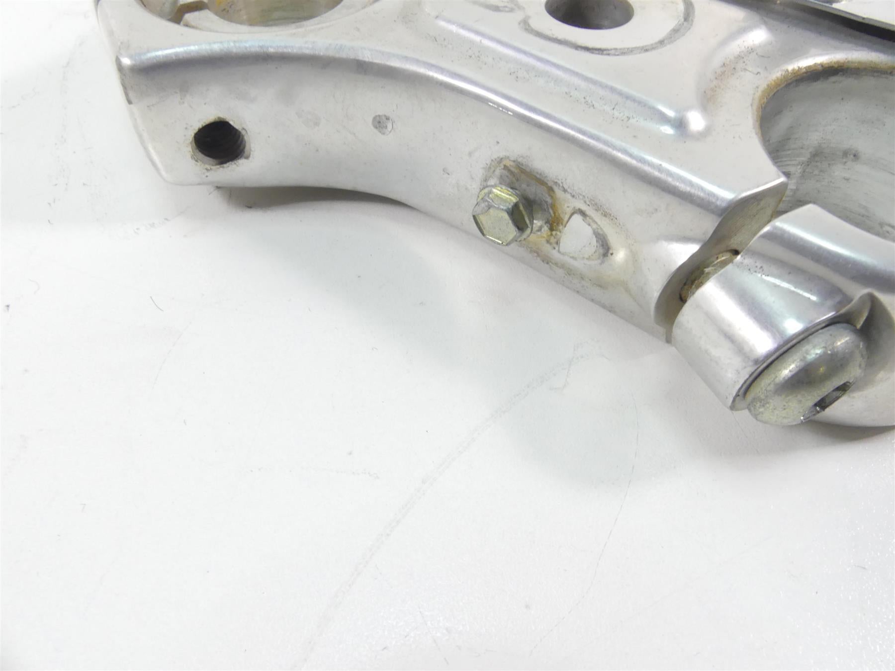 2006 Harley Sportster XL1200 Custom Upper Triple Tree Steering Clamp 45966-04 {{ shop.shopifyCountryName }} - Mototech271