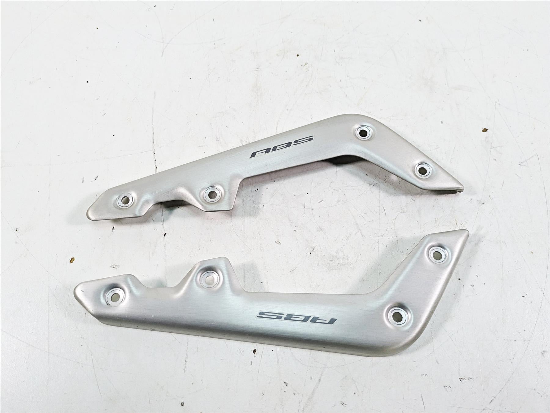 2017 Mv Agusta Dragster 800 Front Fork Fender Cover Abs Set 8000B9215 {{ shop.shopifyCountryName }} - Mototech271