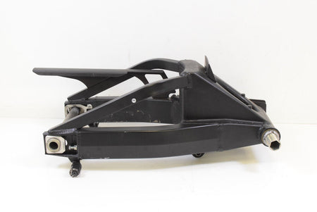 09 Suzuki GSX1300 R Hayabusa Rear STRAIGHT Suspension Swingarm 61000-24F40 {{ shop.shopifyCountryName }} - Mototech271