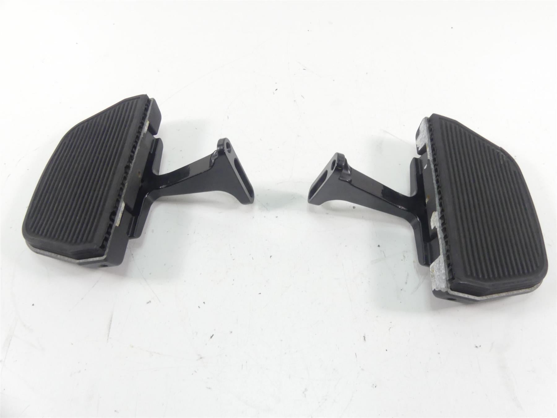 2013 Harley Touring FLHTK Electra Glide Rear Passenger Floor Board Set 52719-10 | Mototech271