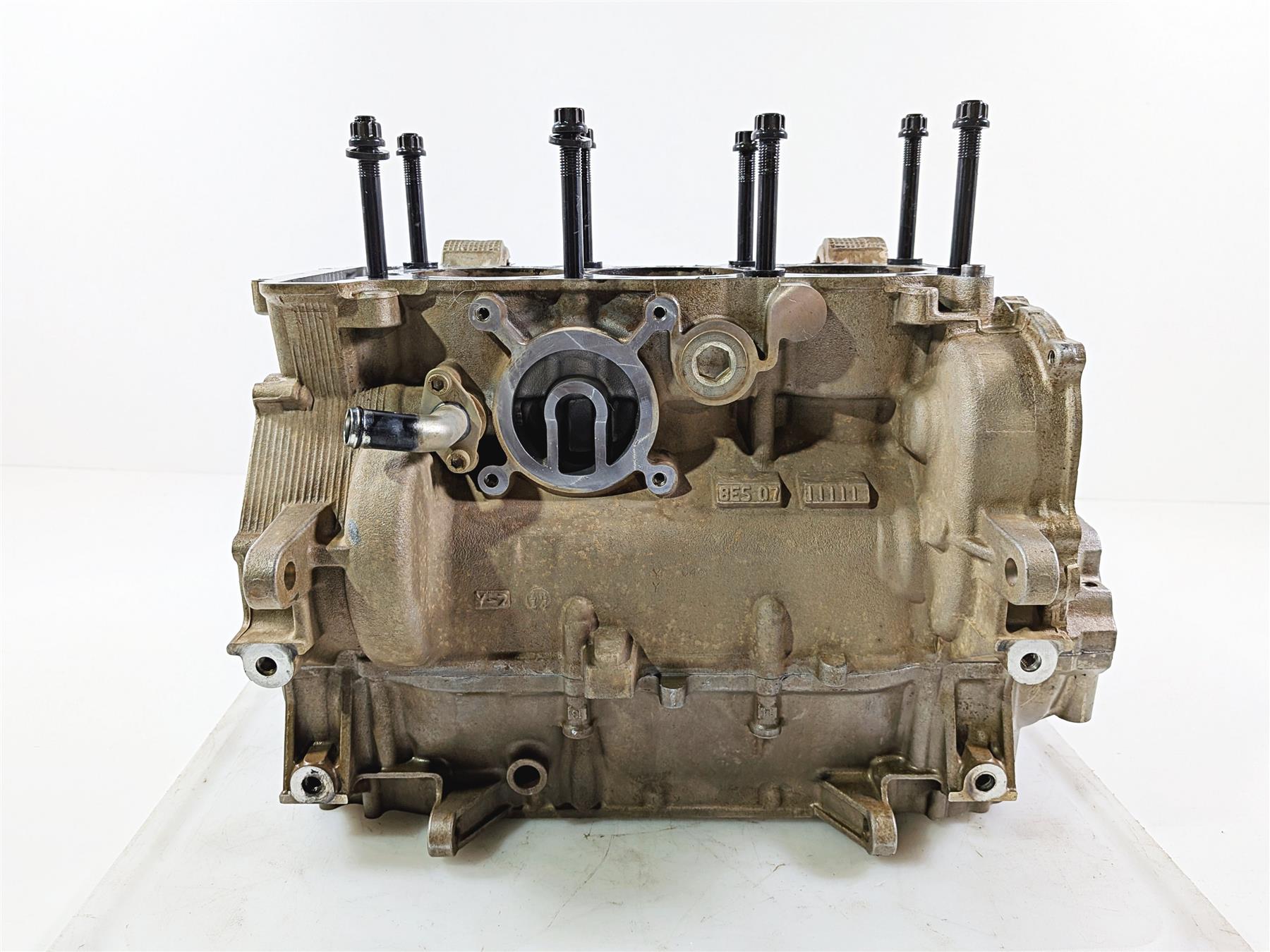 2021 Yamaha YXZ1000R EPS SS SE Nice Crank Case Set Jugs 2HC-15109-08-00 {{ shop.shopifyCountryName }} - Mototech271