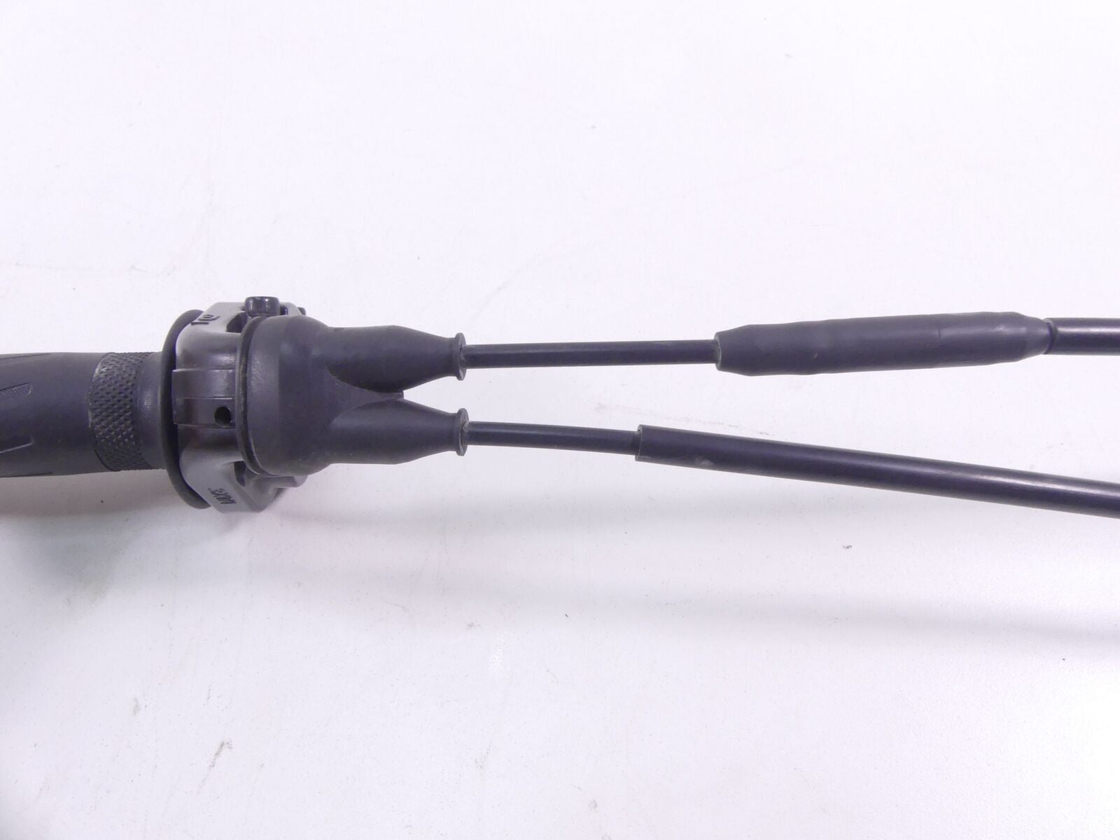 2019 Yamaha VMX17 V-Max 1700 Throttle Cable Grip Grab Set 4YR-26240-02-00 {{ shop.shopifyCountryName }} - Mototech271