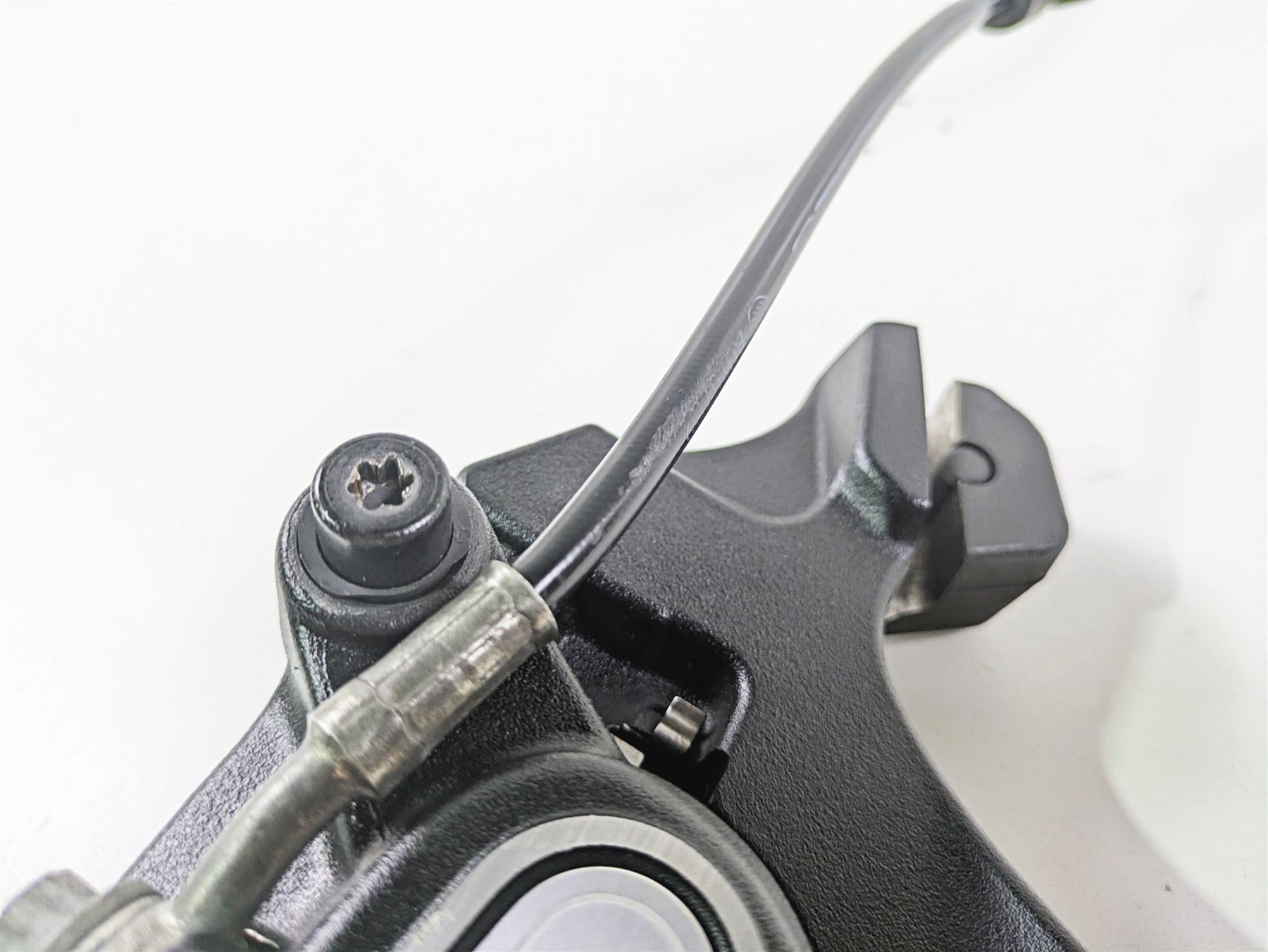 2014 Harley FXDF Dyna Fat Bob Rear Brake Caliper & Bracket 40908-08 {{ shop.shopifyCountryName }} - Mototech271