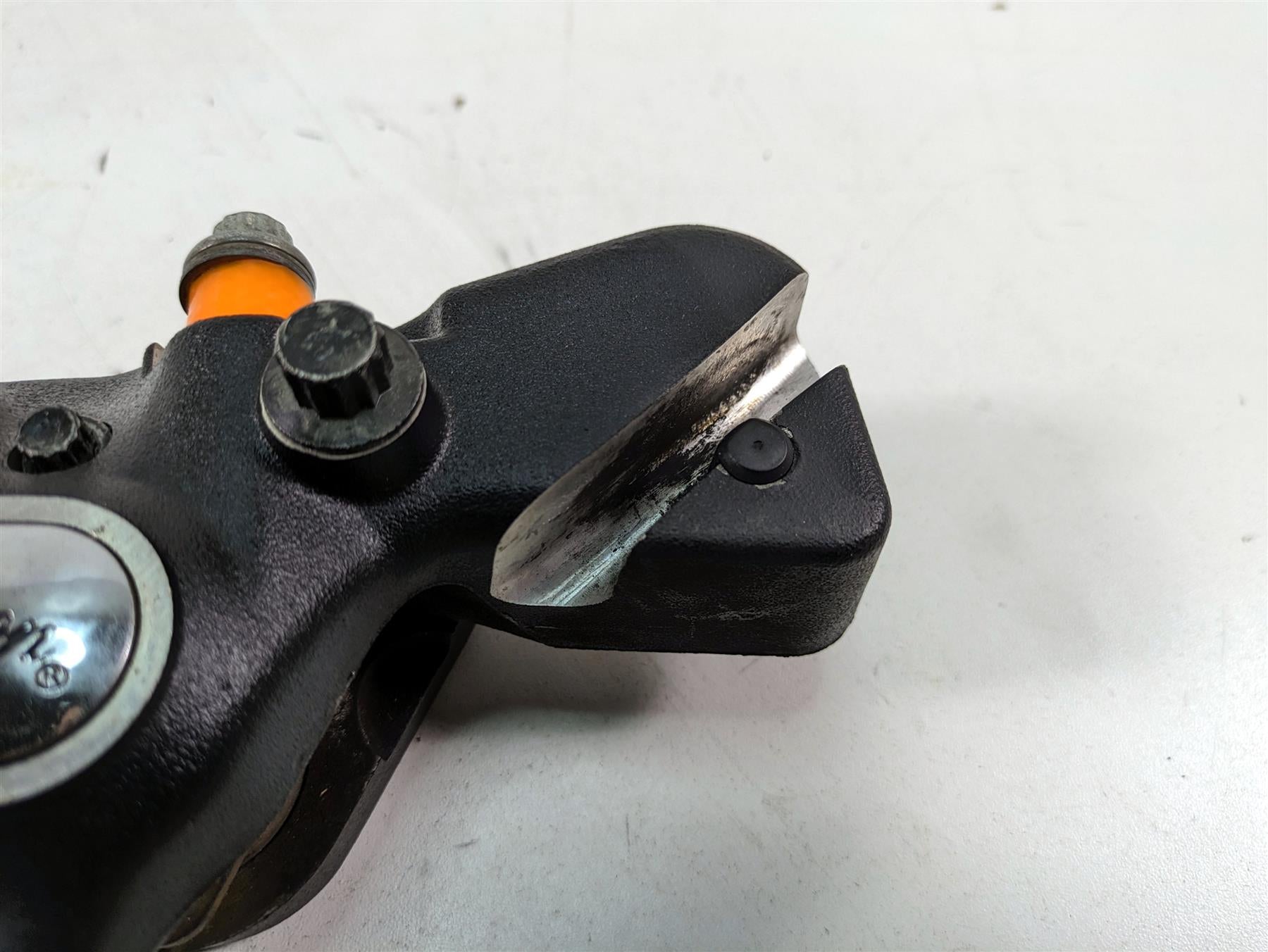 2000 Harley Dyna FXDL Low Rider Rear Brake Caliper for 3/4" Axle 44017-00D {{ shop.shopifyCountryName }} - Mototech271