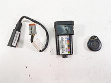 Load image into Gallery viewer, 2009 Harley Dyna FXDFSE CVO Fat Bob Tssm Turn Signal Security Module 68925-07
