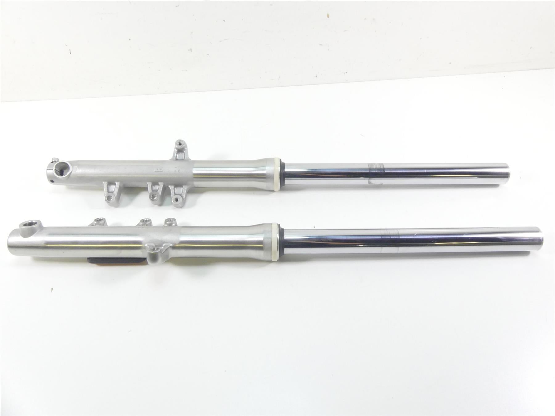 2013 Triumph Rocket 3 Touring Straight Front 43mm Fork Leg Set T2045441 T2045443 {{ shop.shopifyCountryName }} - Mototech271