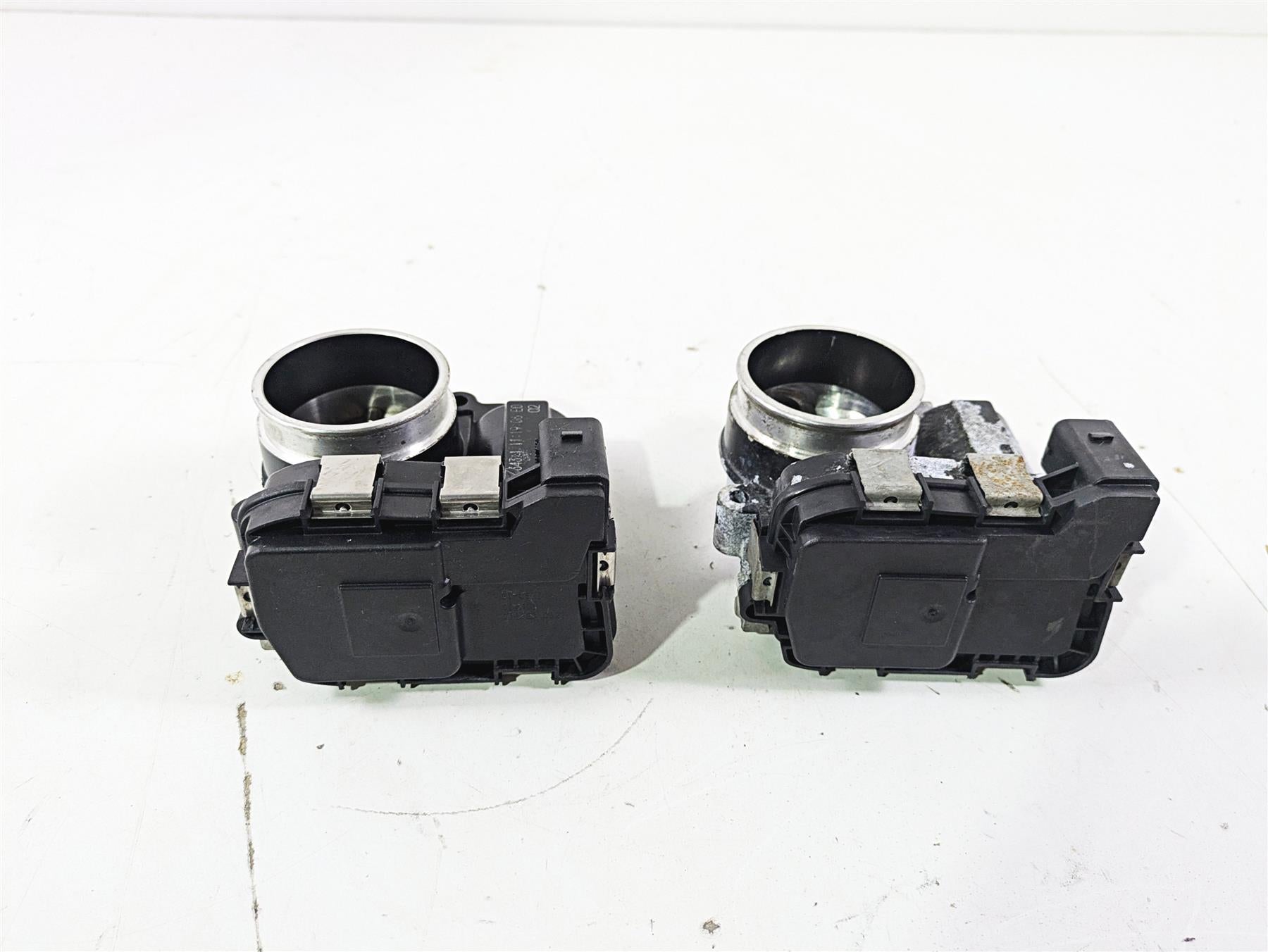 2015 BMW R1200GS Adv K51 Throttle Body Bodies Set 13548564959 {{ shop.shopifyCountryName }} - Mototech271