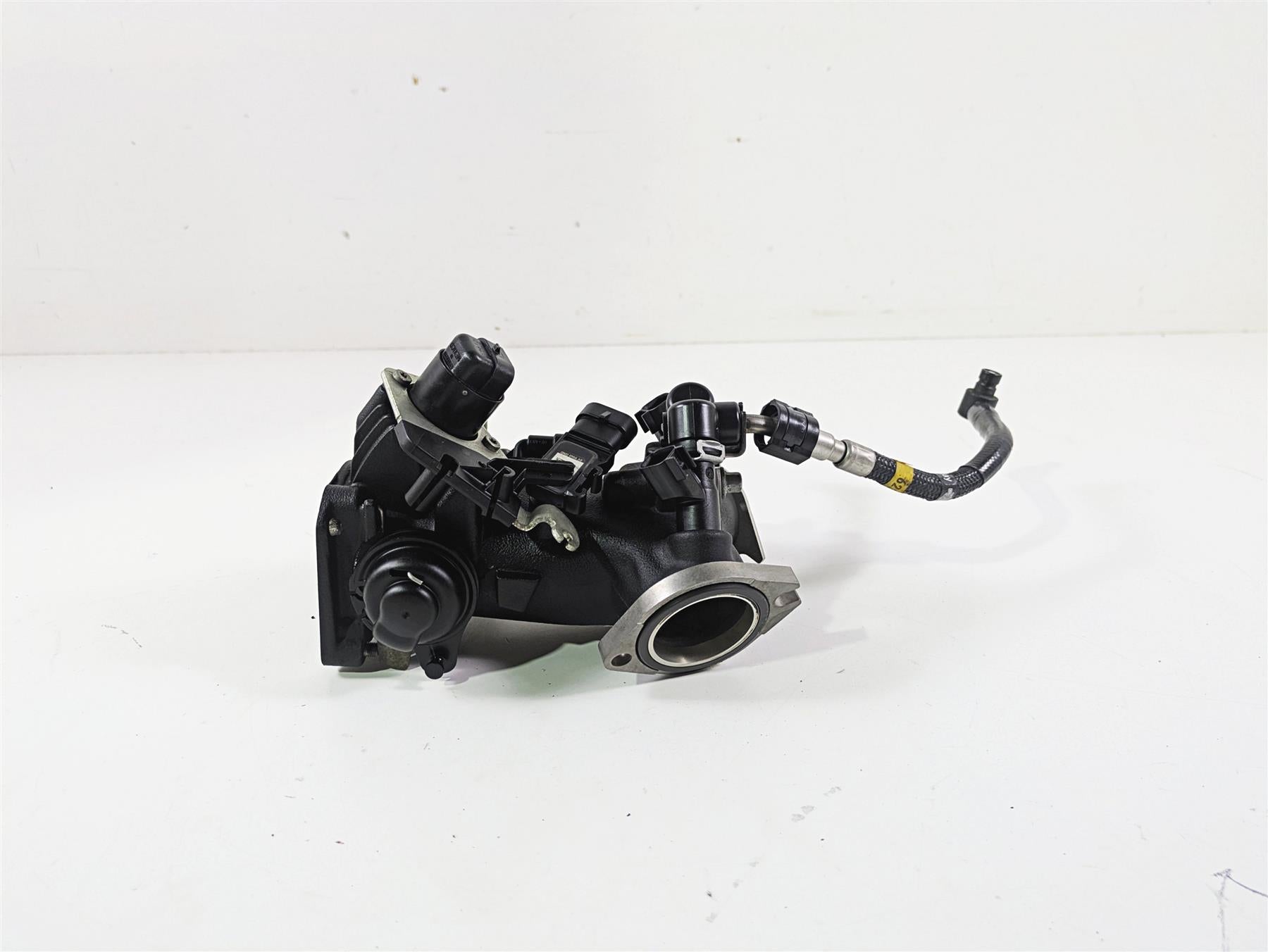 2014 Harley FXDF Dyna Fat Bob Throttle Body Fuel Injection 27708-10A {{ shop.shopifyCountryName }} - Mototech271