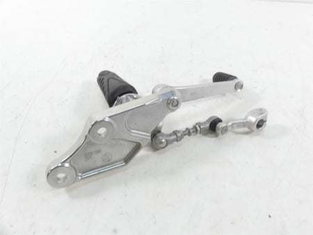 2013 Yamaha VMX17 V-Max 1700 Left Footpeg Foot Peg + Shifter Set 2S3-27442-00-00 {{ shop.shopifyCountryName }} - Mototech271