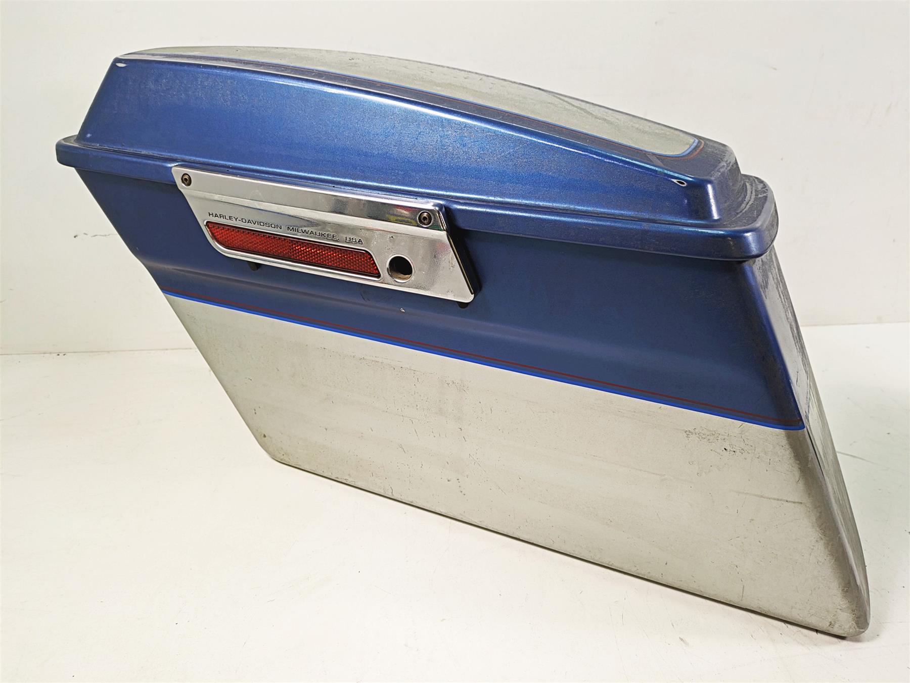2005 Harley Touring FLHTCUI Electra Glide Saddlebag Saddle Bag Set 90753-93 {{ shop.shopifyCountryName }} - Mototech271