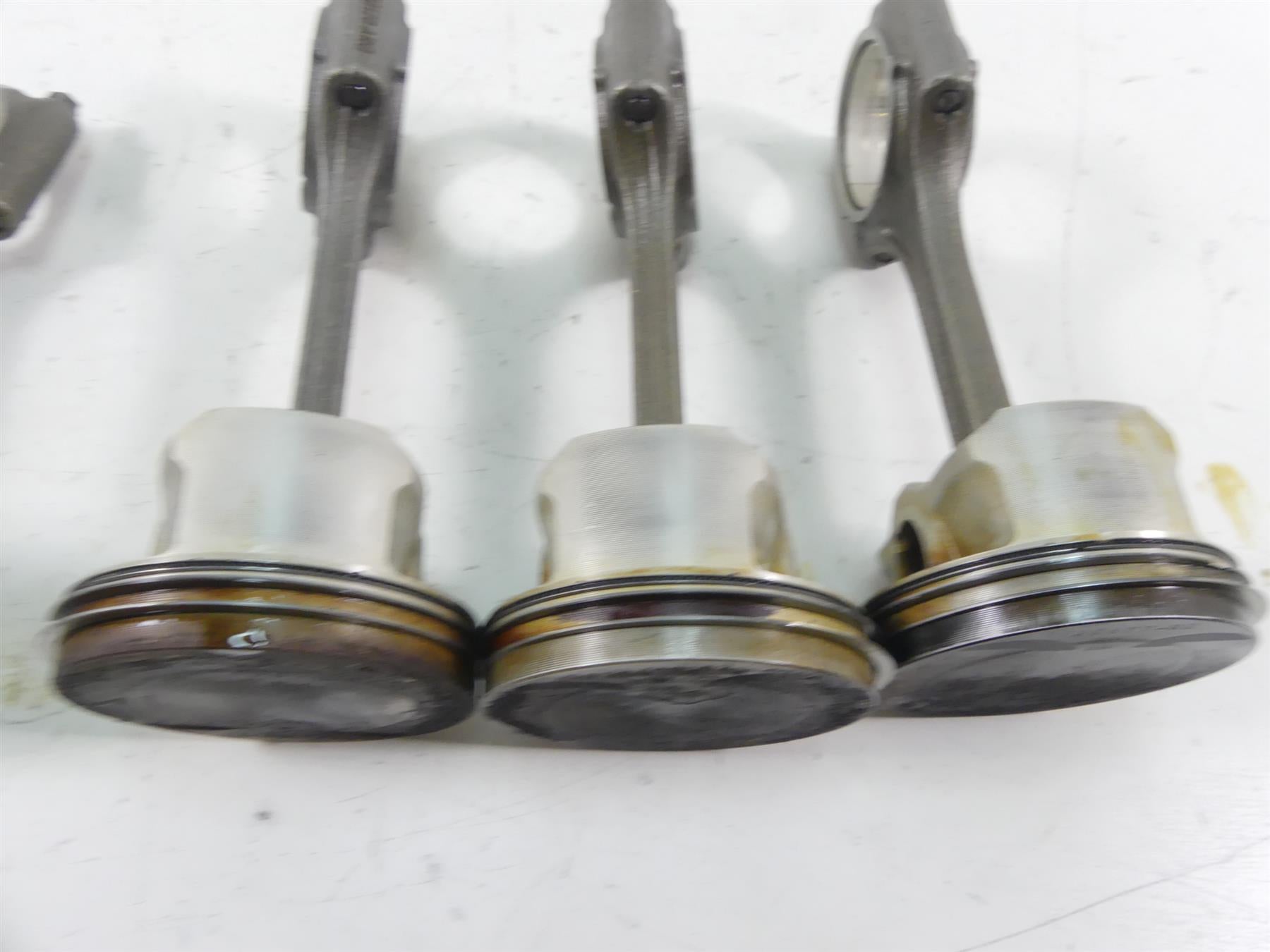 2015 BMW K1600GT K48 Piston & Connecting Rod Set - Read 11247721962 11257720677 {{ shop.shopifyCountryName }} - Mototech271