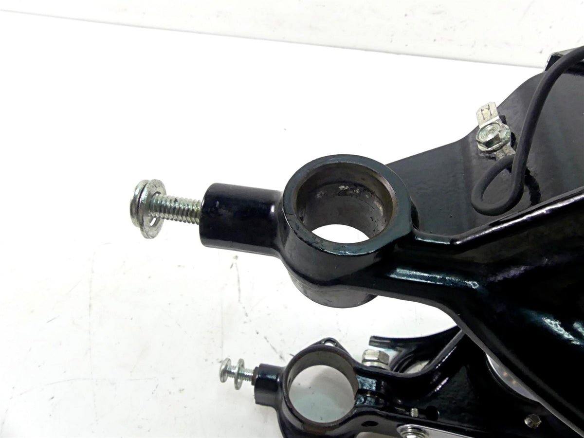 2006 Harley Touring FLHTCU SE E-Glide Upper & Lower Triple Tree Set 45446-87A {{ shop.shopifyCountryName }} - Mototech271