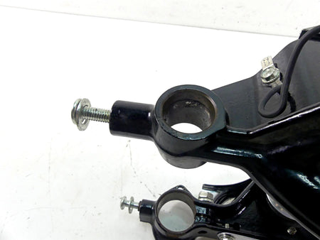 2006 Harley Touring FLHTCU SE E-Glide Upper & Lower Triple Tree Set 45446-87A {{ shop.shopifyCountryName }} - Mototech271
