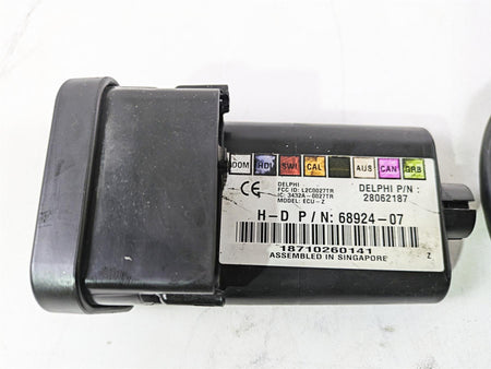 2011 Harley Touring FLHTCUSE CVO E-Glide Tssm Module Fob & Antenna 68924-07 {{ shop.shopifyCountryName }} - Mototech271