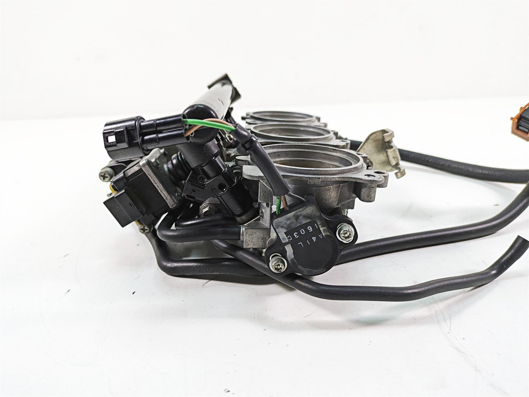 2012 Triumph Tiger 800XC ABS Keihin Throttle Body Fuel Injection Set T1243800 {{ shop.shopifyCountryName }} - Mototech271