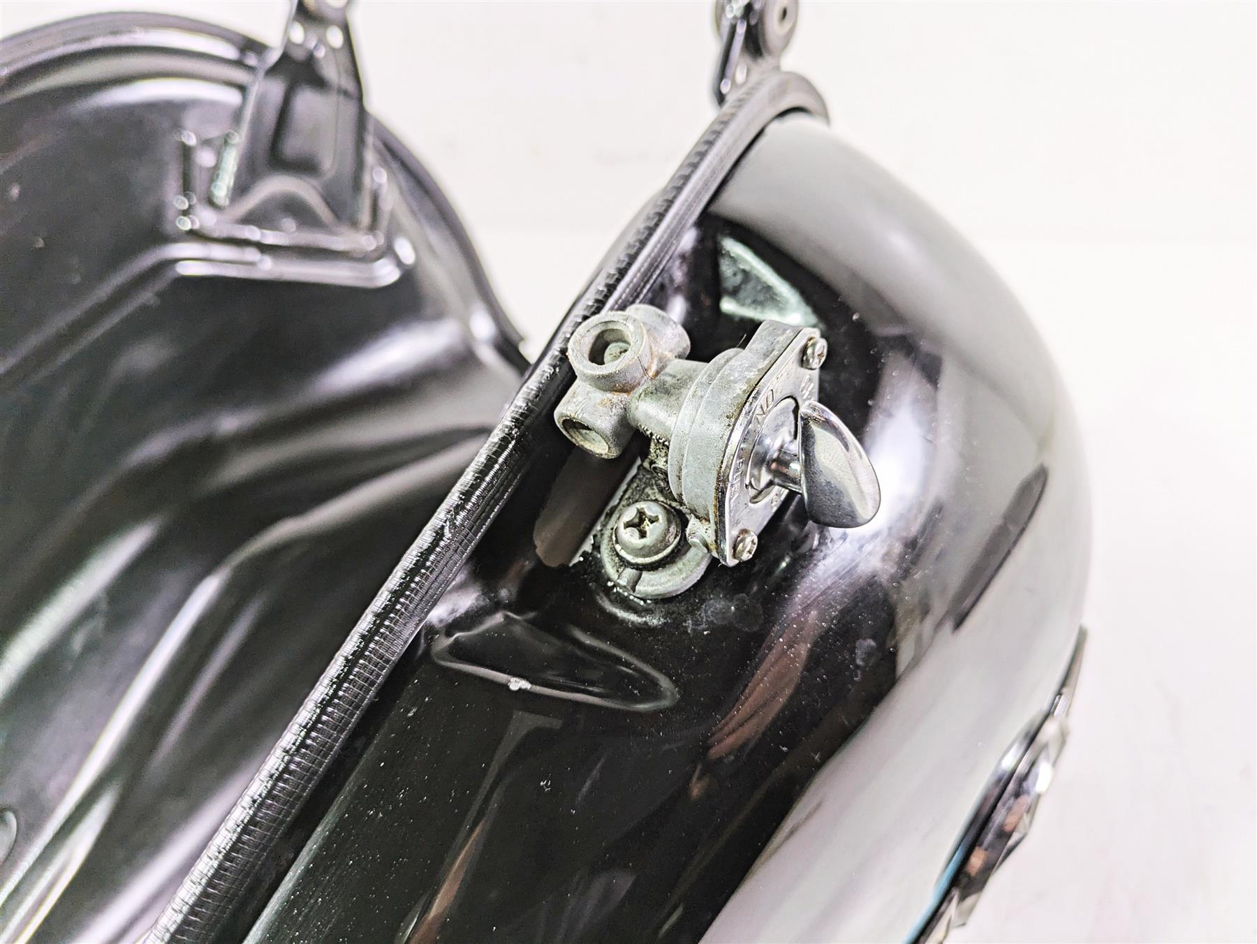 2004 Yamaha XVZ1300 Royal Star Fuel Gas Petrol Tank & Sending Unit 4XY-YK241 {{ shop.shopifyCountryName }} - Mototech271