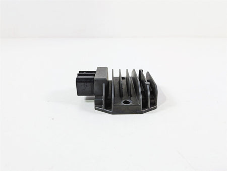 2016 Yamaha YZF R1 RN32 Rectifier Voltage Regulator 2CR-81960-00-00 FH022BA {{ shop.shopifyCountryName }} - Mototech271