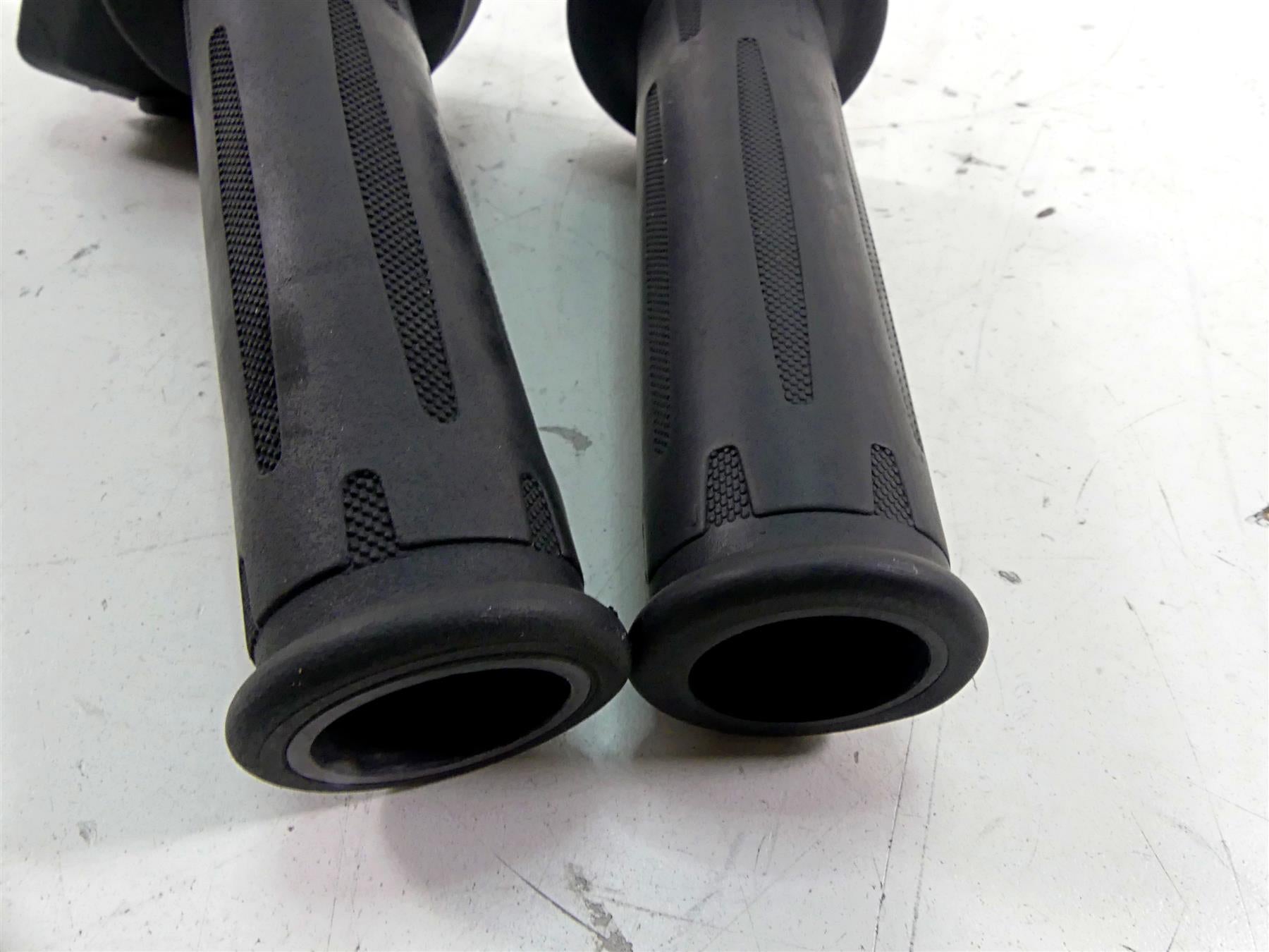 2018 BMW S1000RR K46 Heated Hand Grip (Cruise Control) 61317727065 61318534424 {{ shop.shopifyCountryName }} - Mototech271