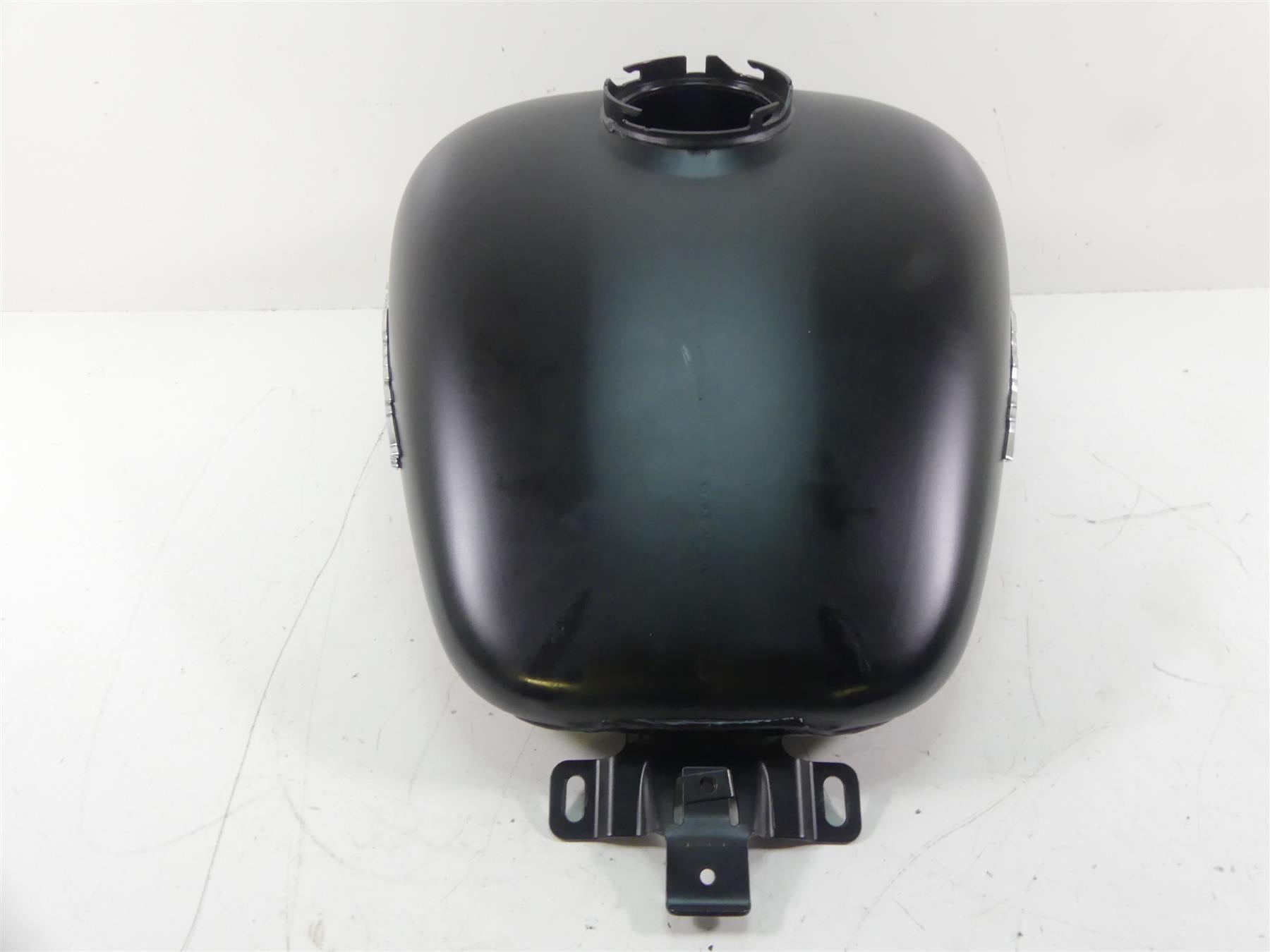 2016 Harley Touring FLTRX Road Glide Fuel Gas Petrol Tank Reservoir 61356-08 {{ shop.shopifyCountryName }} - Mototech271